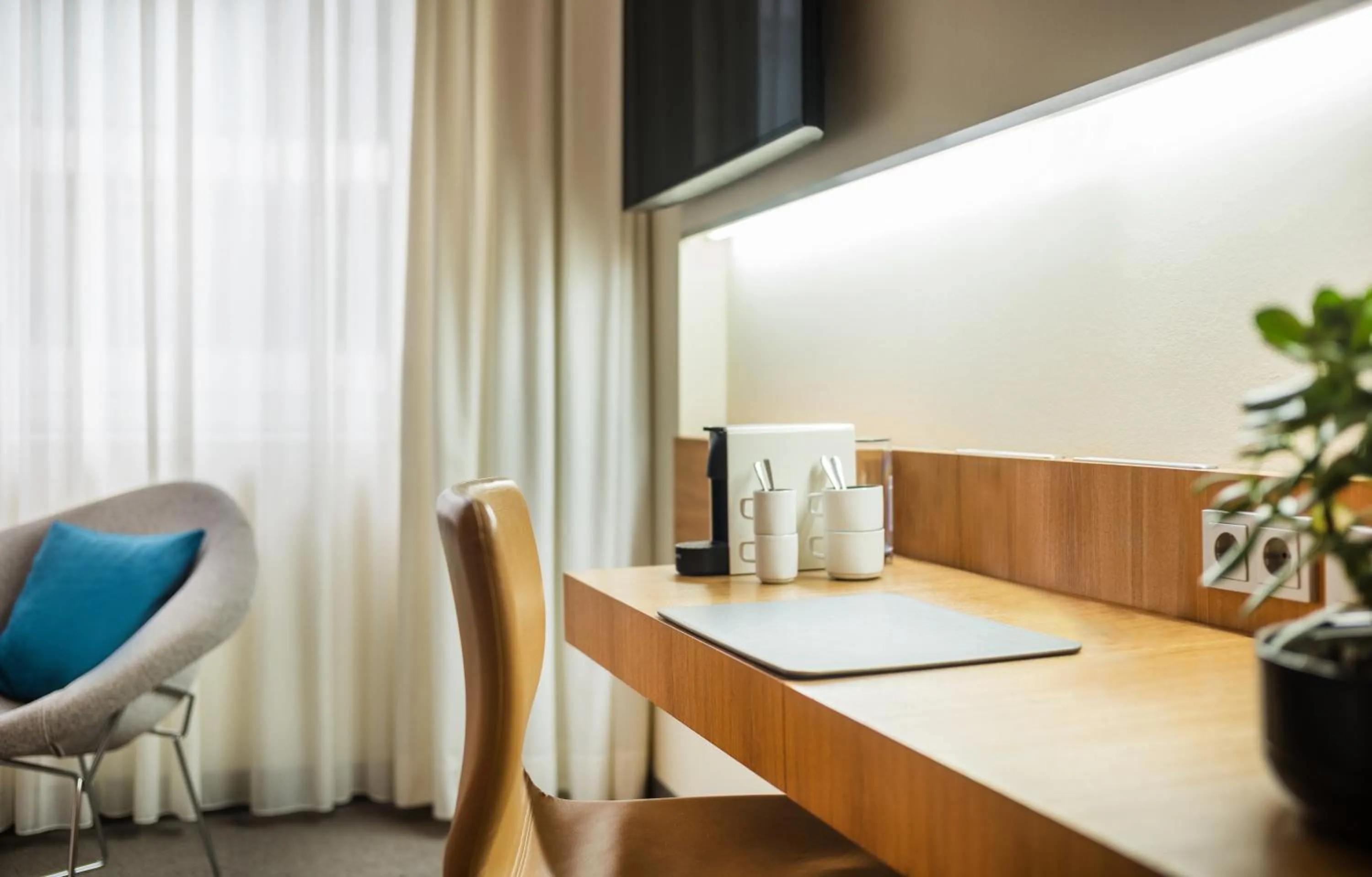 Coffee/tea facilities in Lindner Hotel Berlin Ku'damm, part of JdV by Hyatt