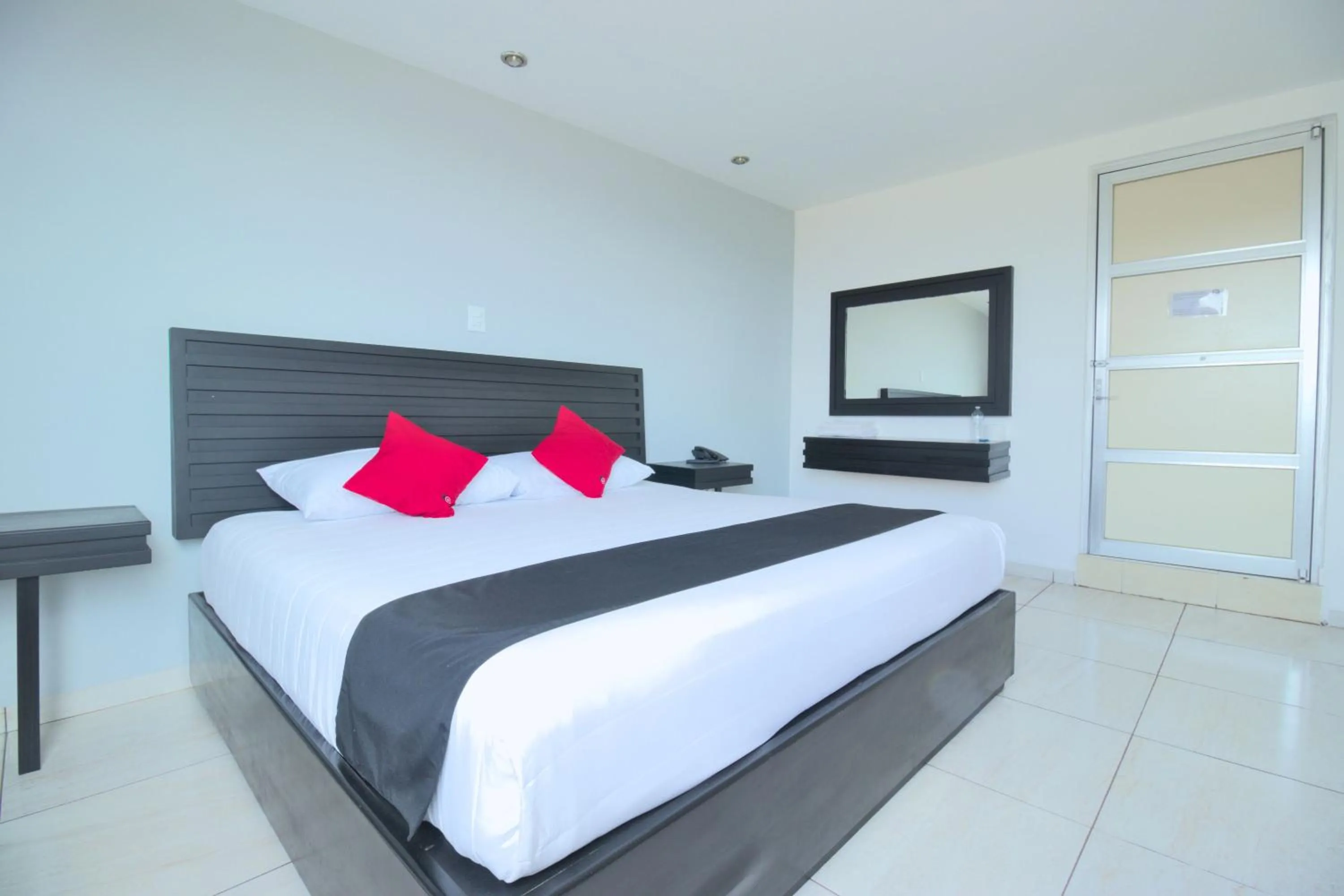 Bedroom, Bed in Hotel Euro Confort,Pachuca