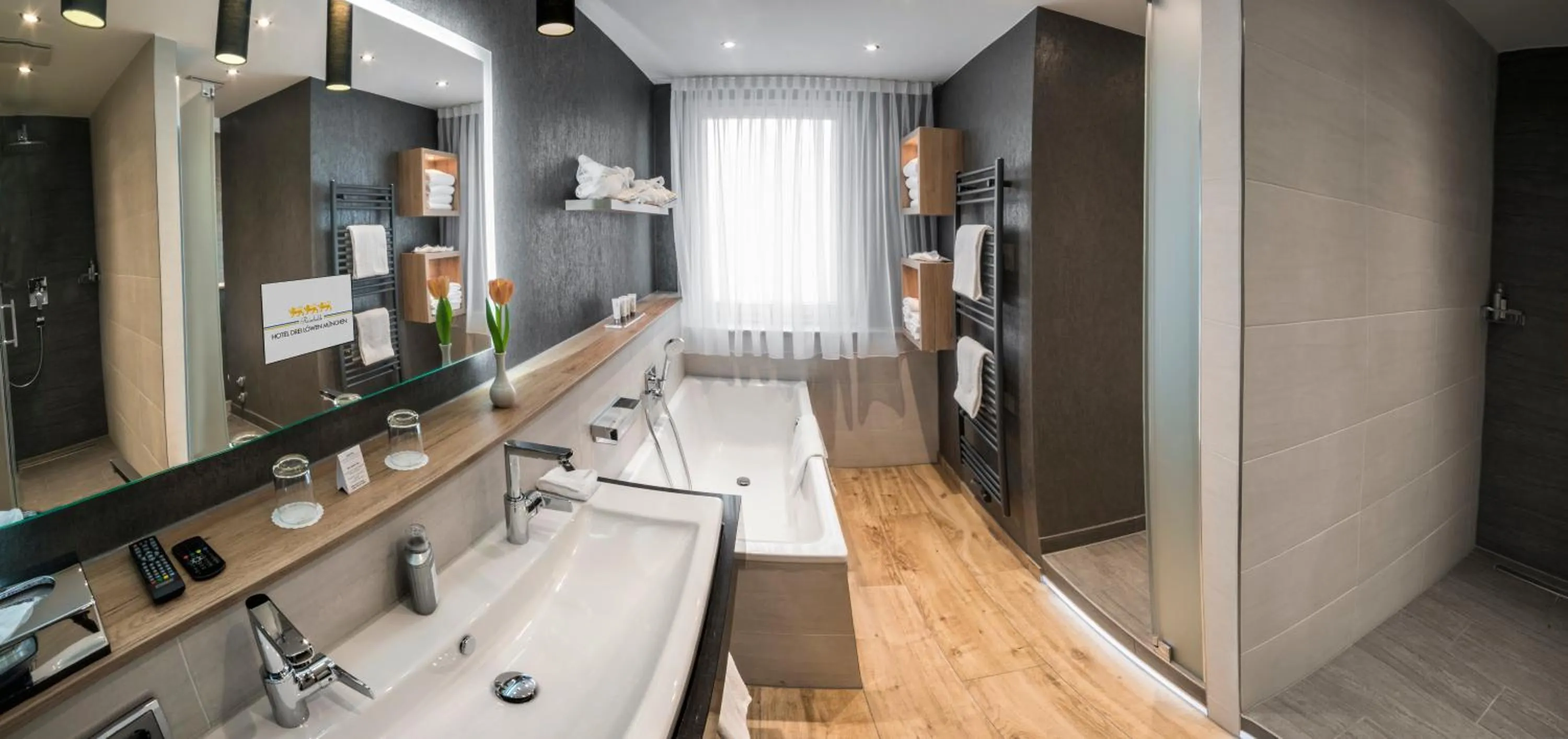 Bathroom in Drei Loewen