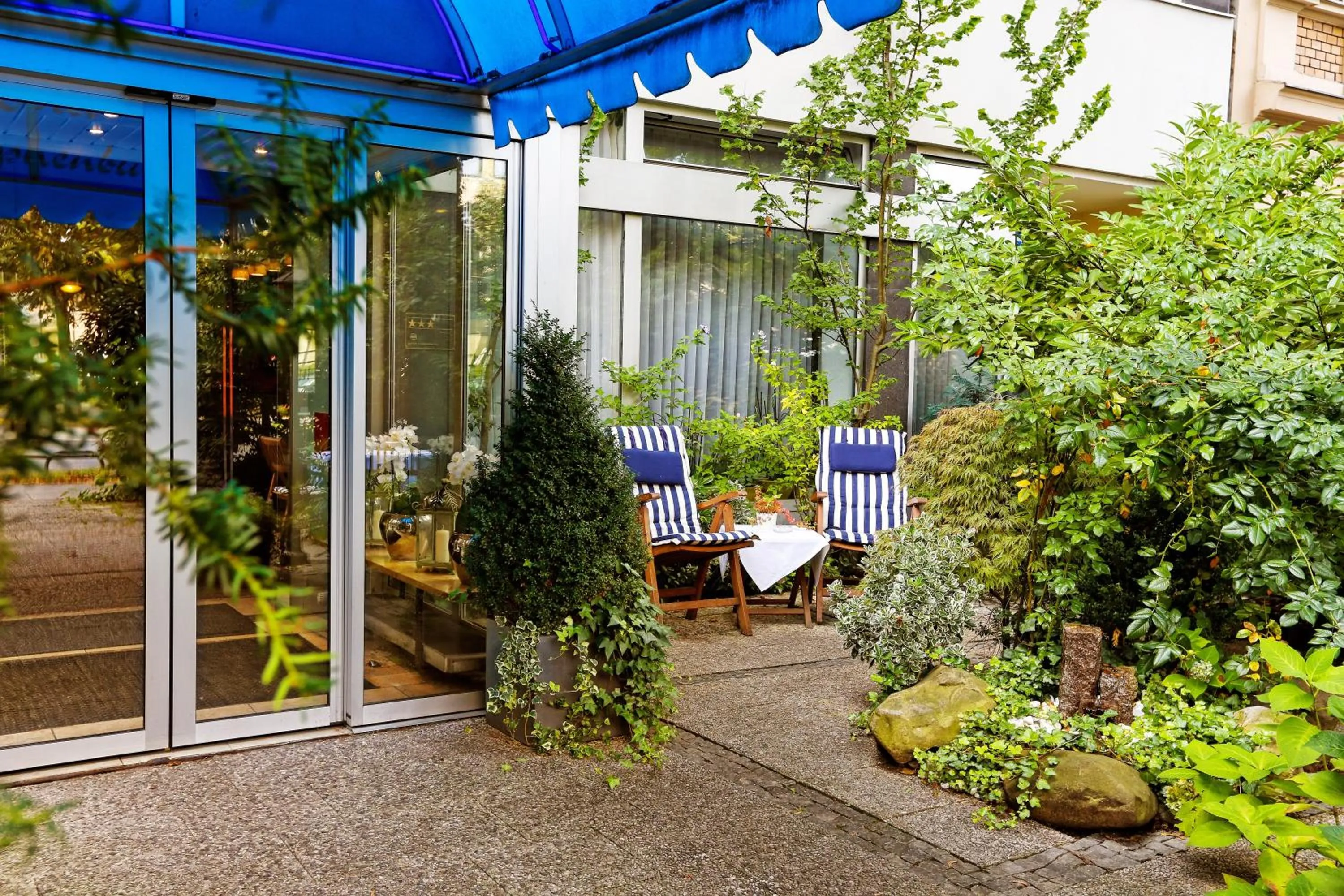 Facade/entrance in Hotel Nymphenburg City - München