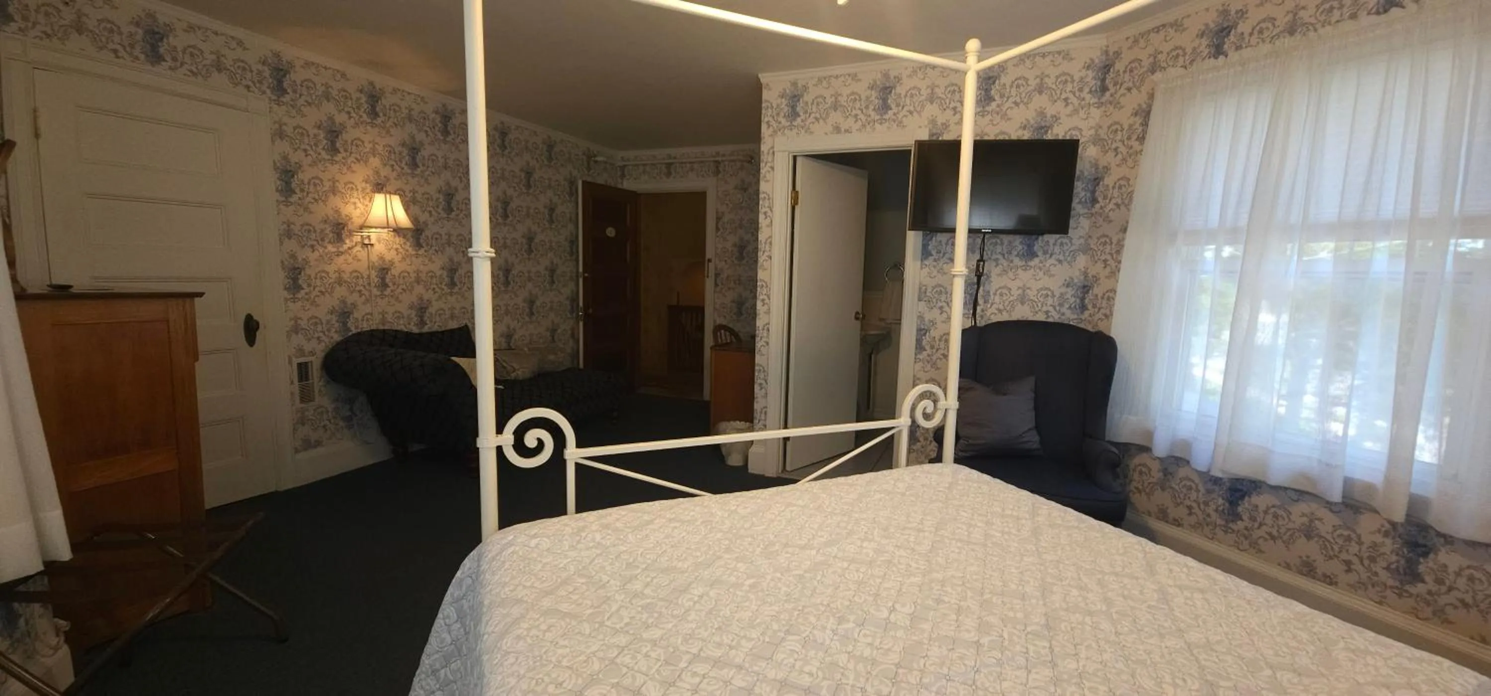 Bed in Old Orchard Beach Inn