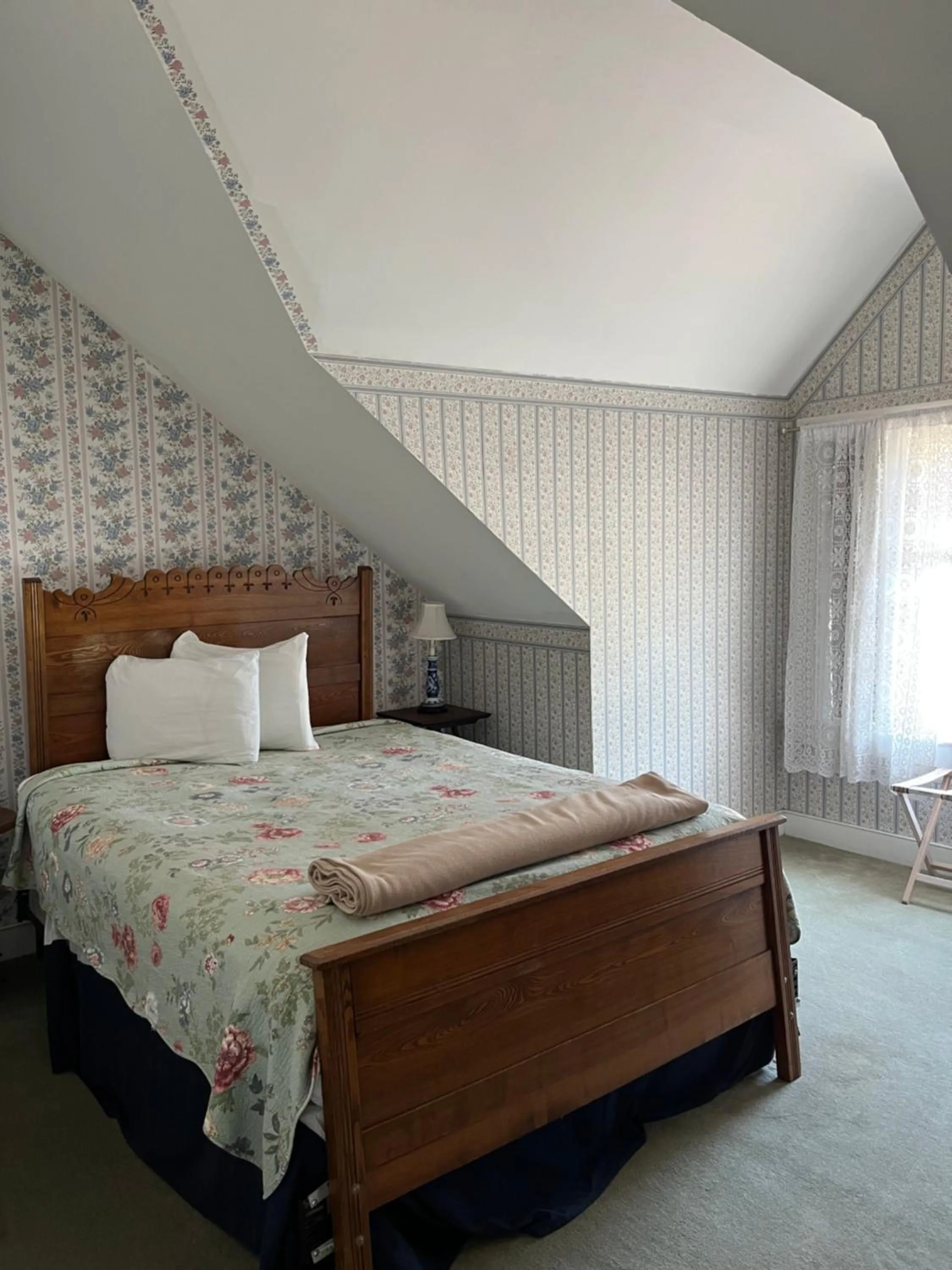 Bed in Old Orchard Beach Inn