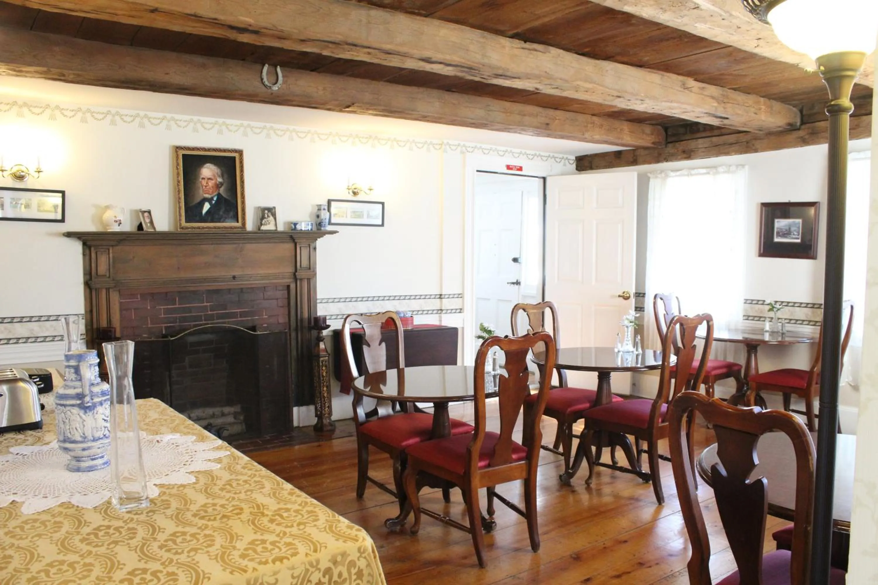 Restaurant/places to eat in Old Orchard Beach Inn