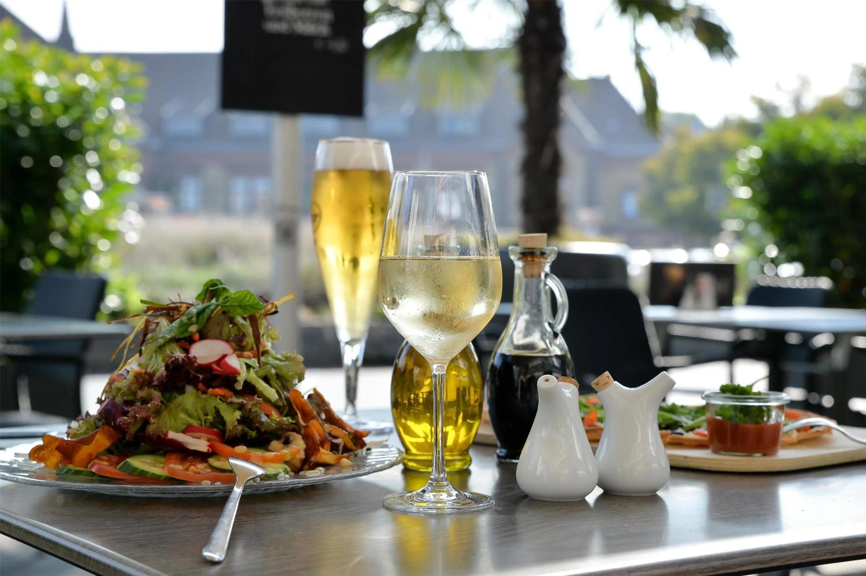 Food and drinks in Best Western Hotel Hohenzollern