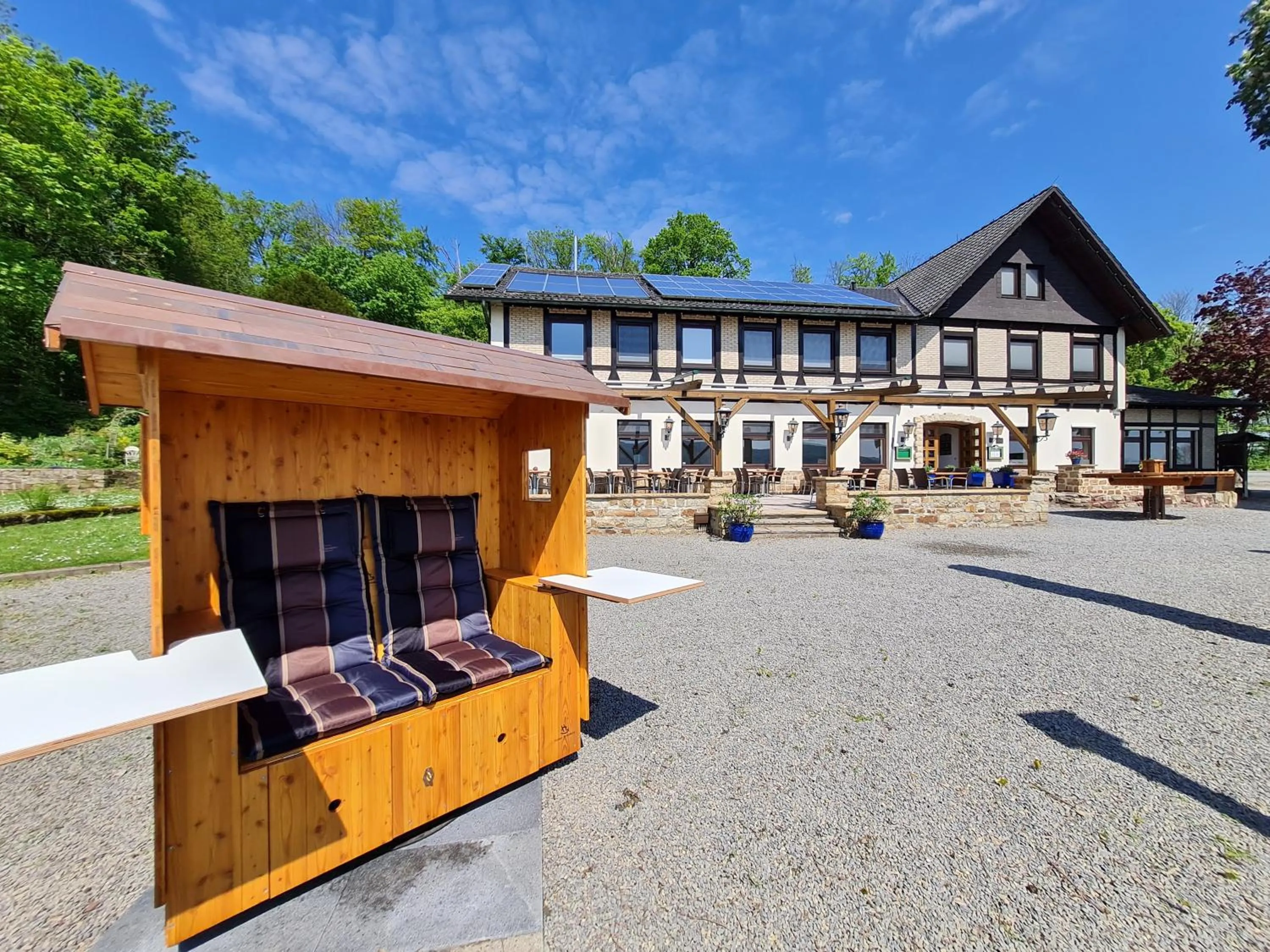 Property building in Hotel Waldquelle - Baumhaushotel Aerzen