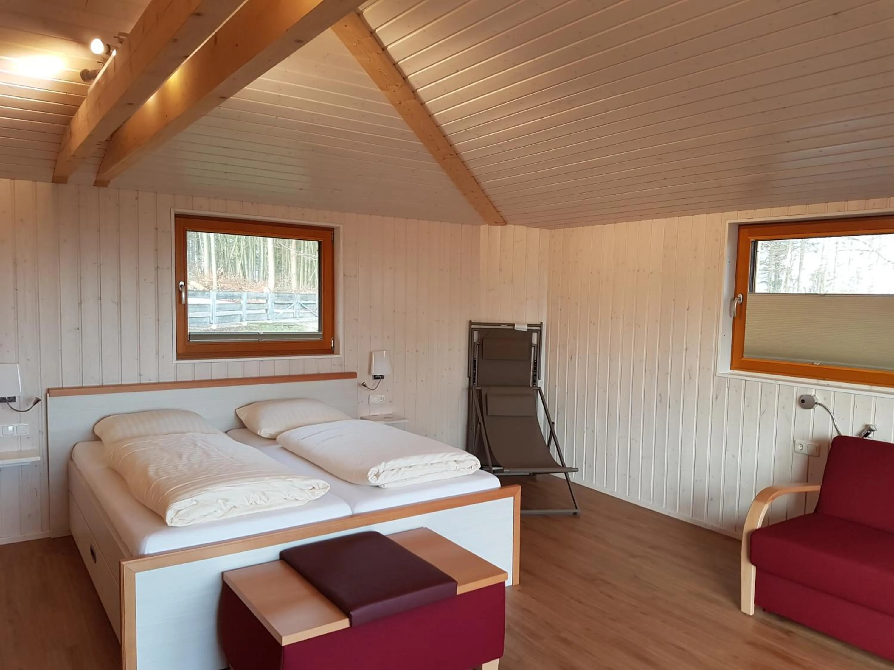 Bed in Hotel Waldquelle - Baumhaushotel Aerzen