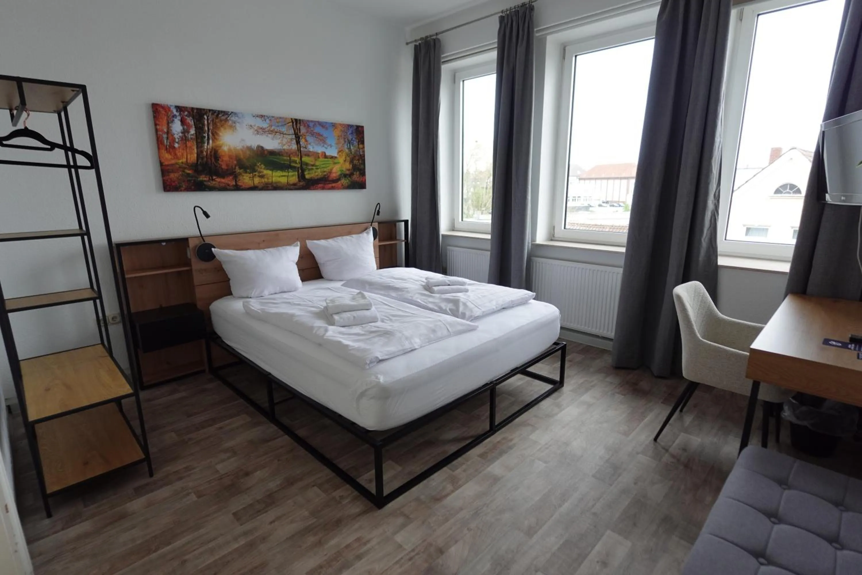 Photo of the whole room, Bed in Hotel Handelshof