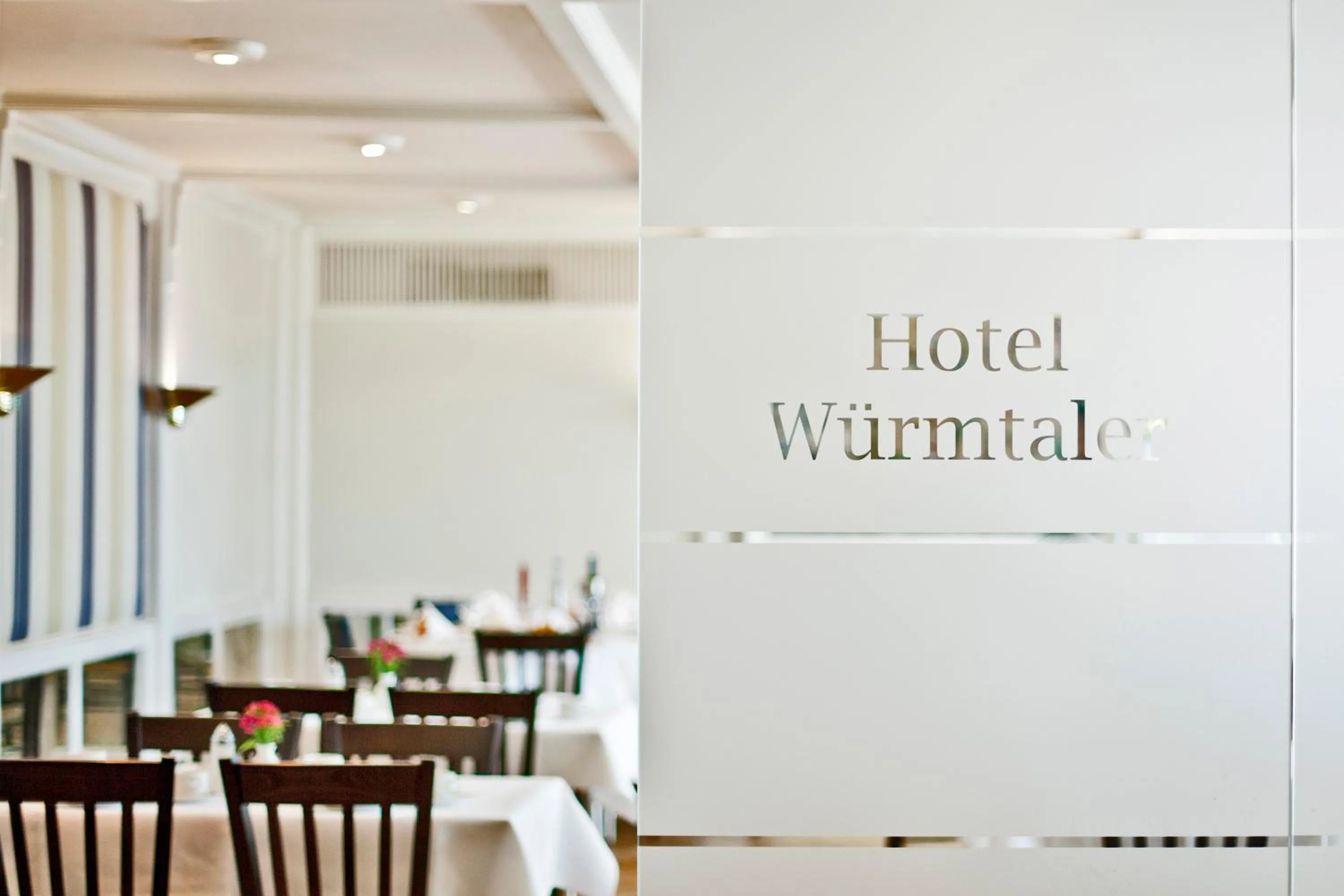 Restaurant/places to eat in Würmtaler Gästehaus