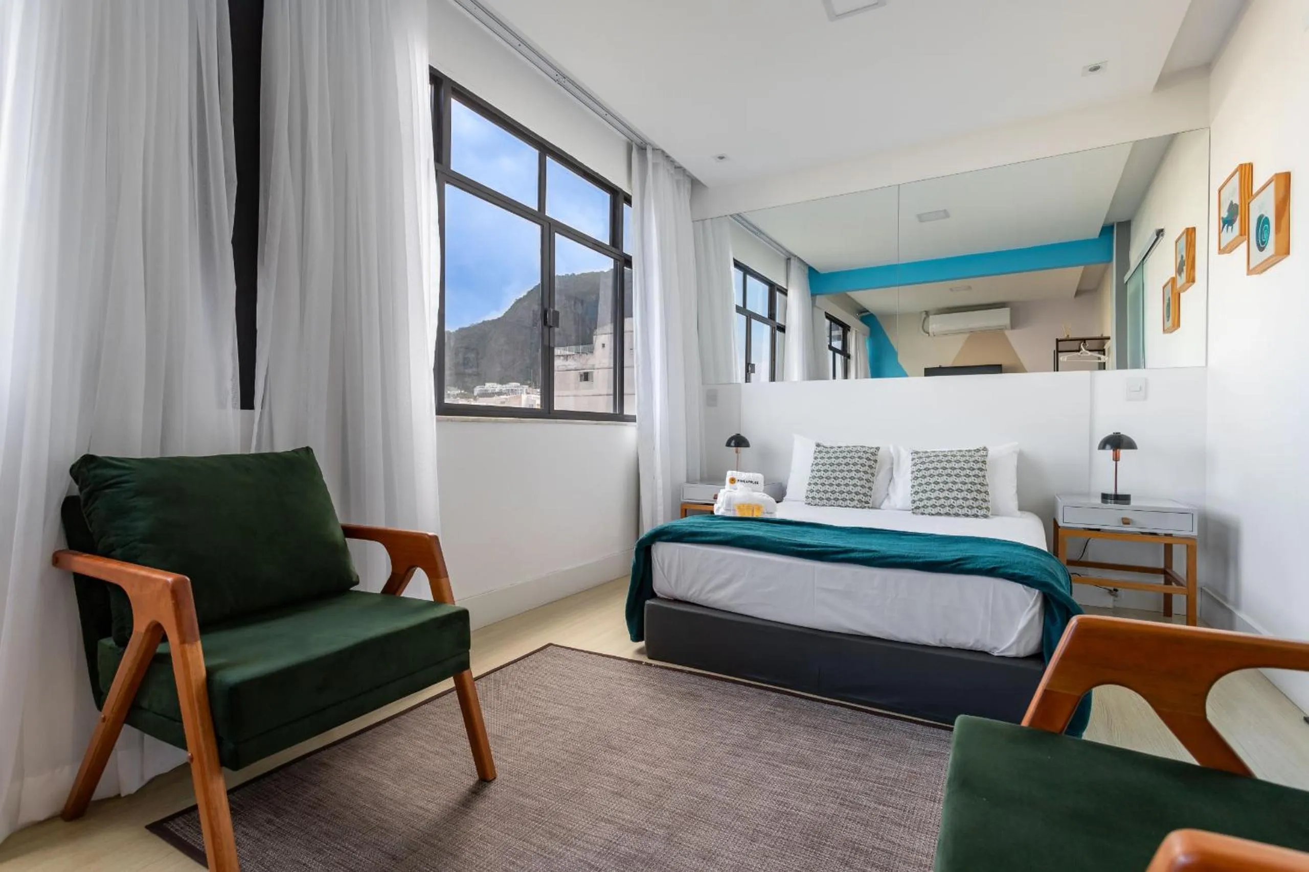 Bed in Vista da praia de Copacabana - NSC1006 Z3