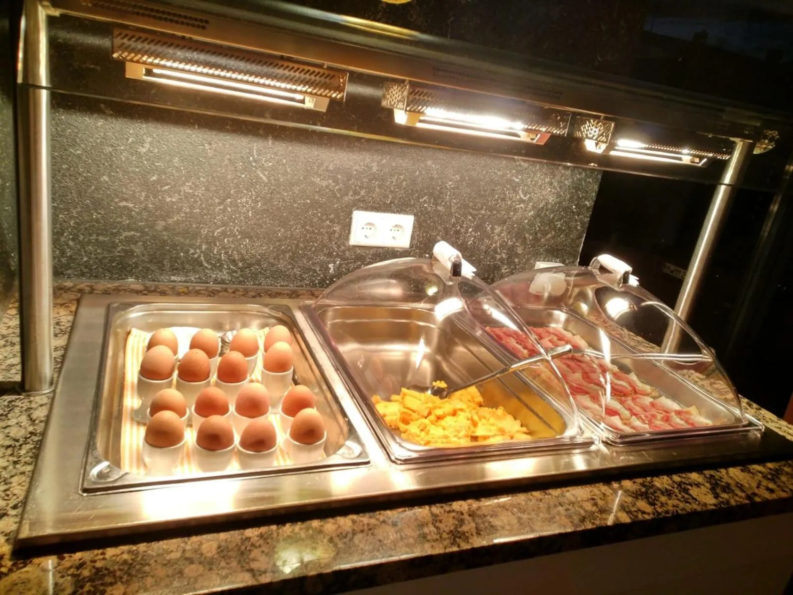 Buffet breakfast in Hotel Domizil