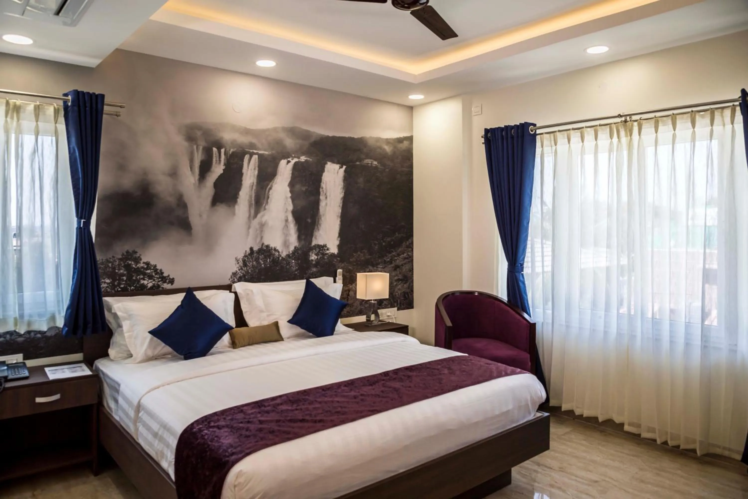 Photo of the whole room, Bed in Hotel Urban Jade