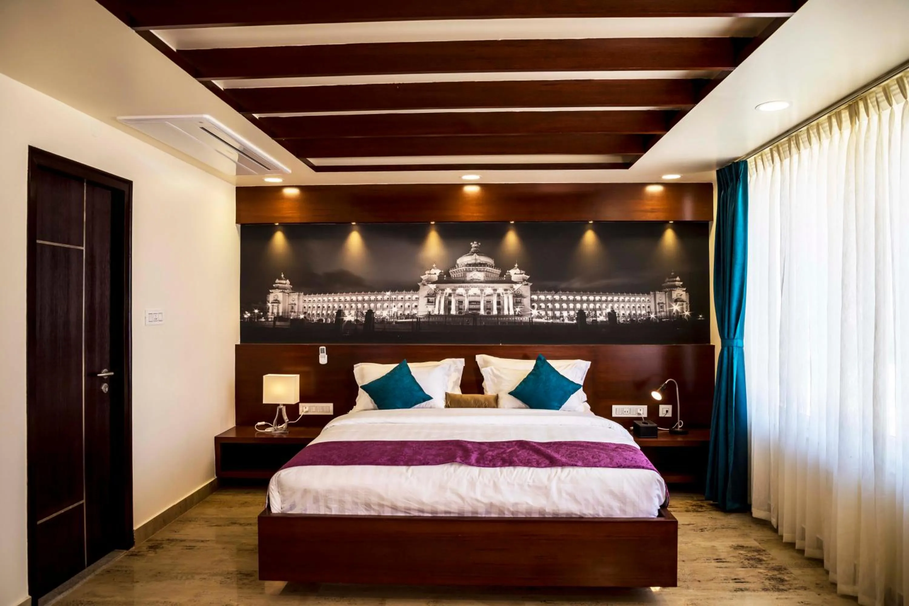 Photo of the whole room, Bed in Hotel Urban Jade