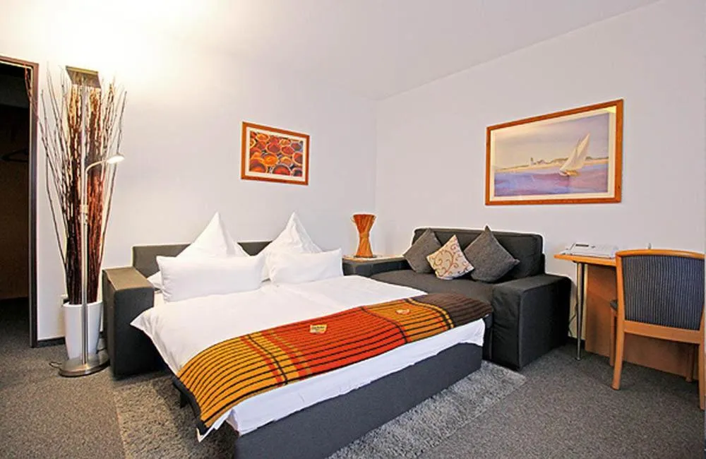 Photo of the whole room, Bed in Hotel Lindenkrug