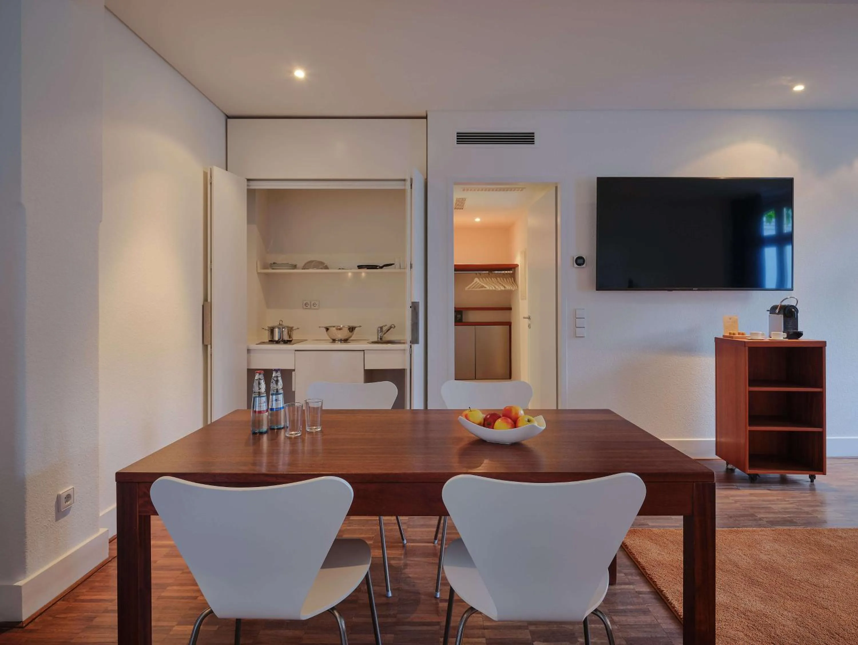 Kitchen or kitchenette in Classik Hotel Antonius