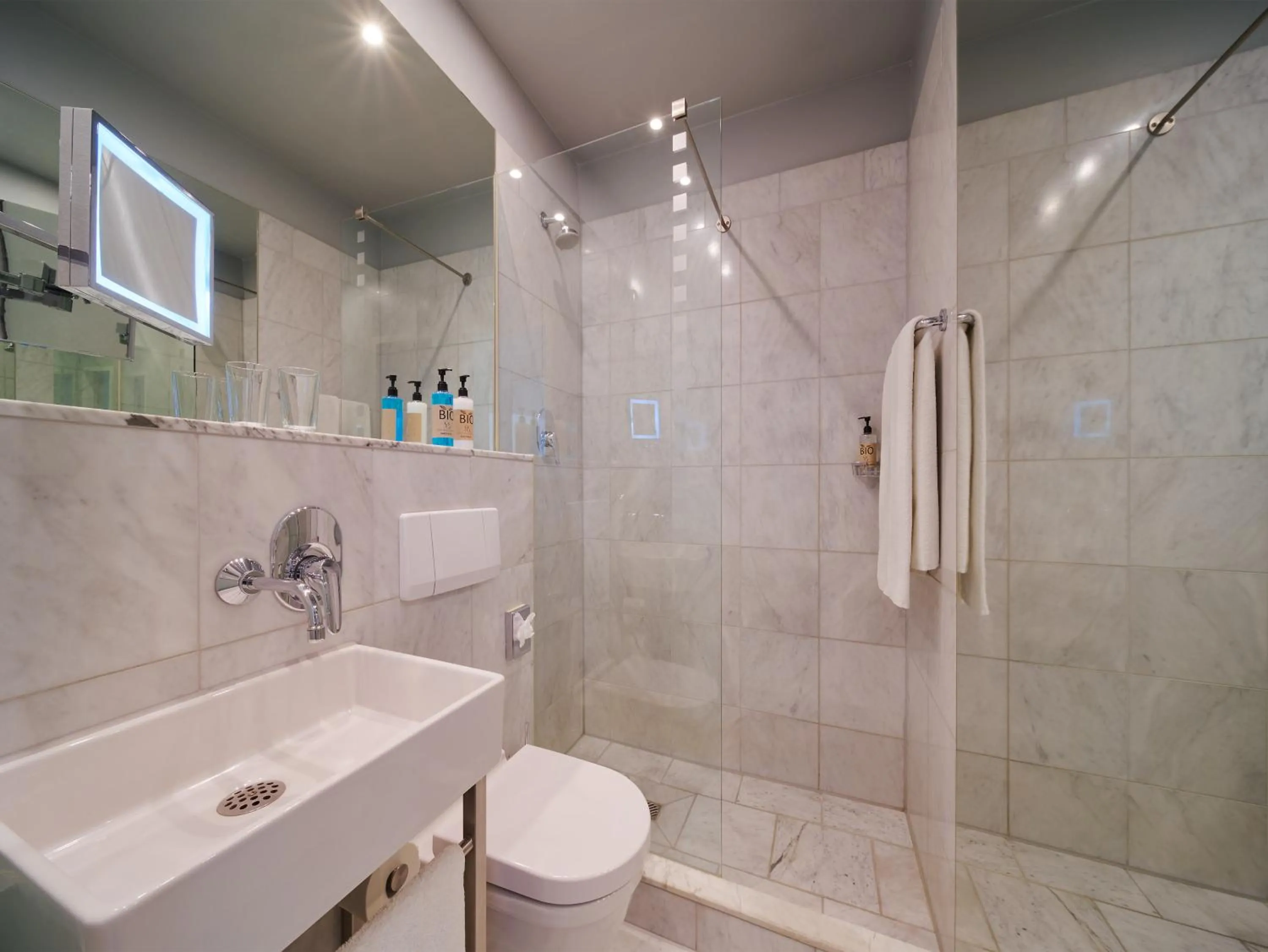 Bathroom in Classik Hotel Antonius