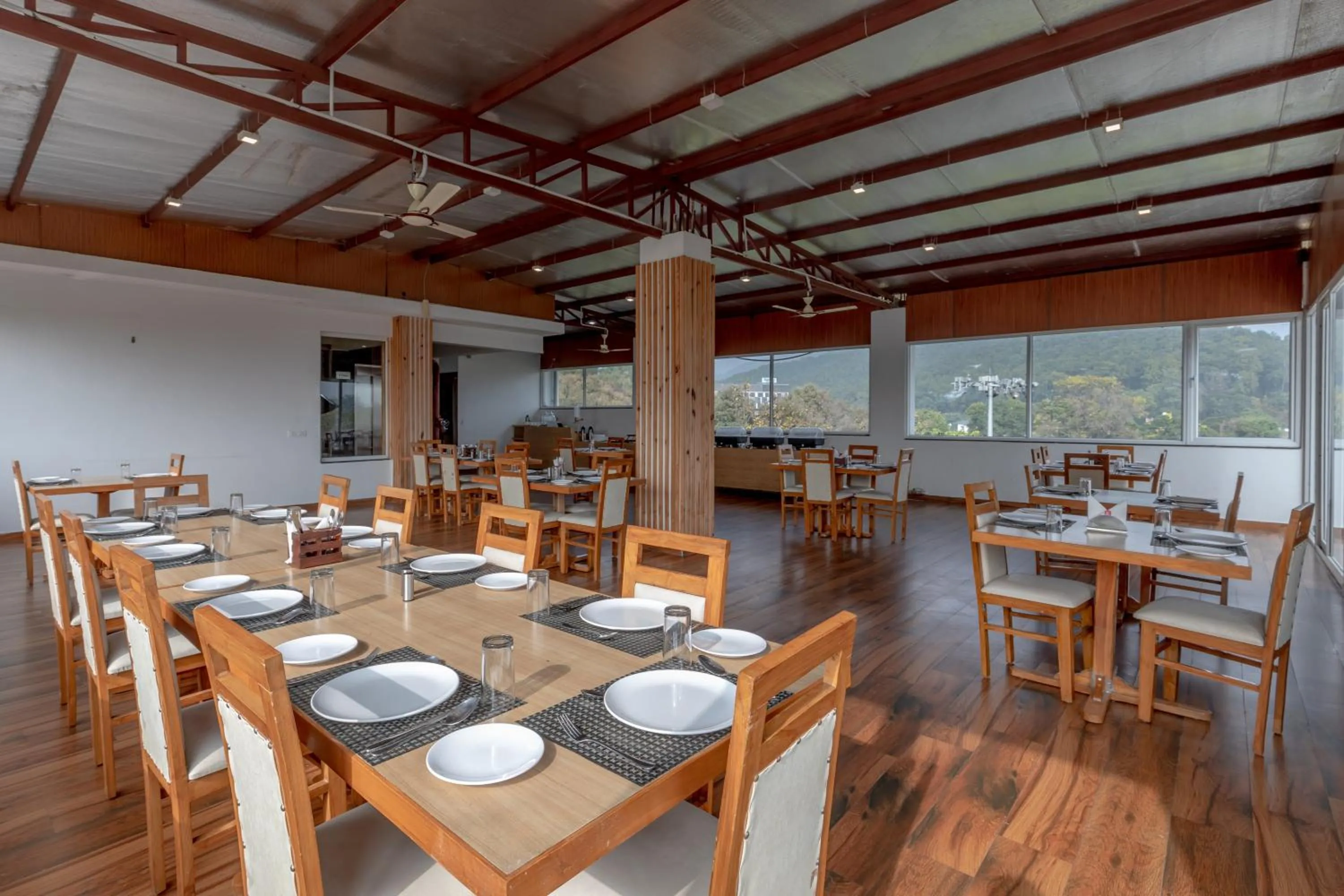 Restaurant/places to eat in Hotel White Rock By The Solitaire Hospitality