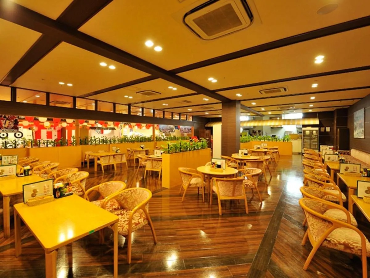 Restaurant/places to eat in Ryugujo Spa Hotel Mikazuki Ryugutei