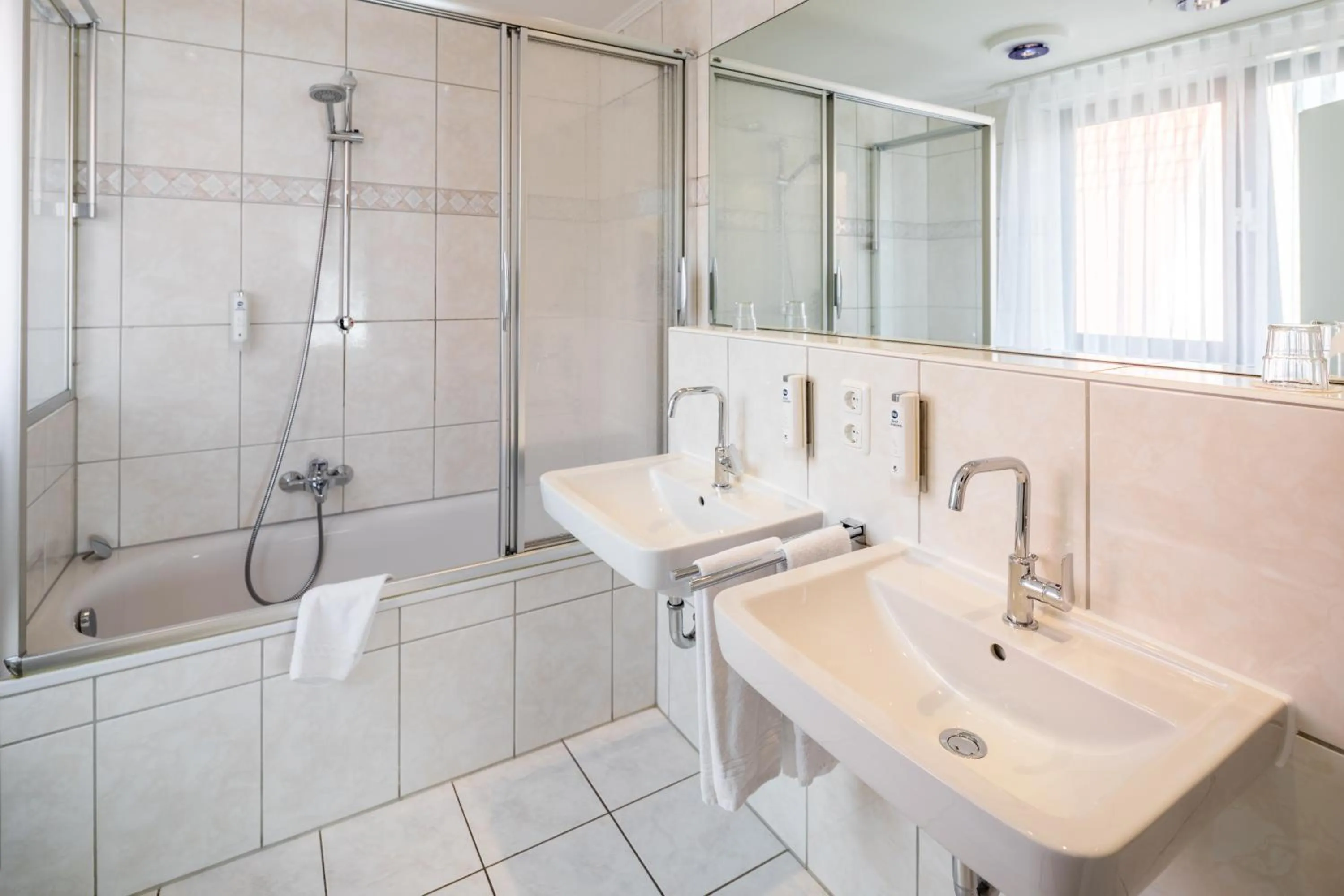 Bathroom in Best Western Hotel Heide