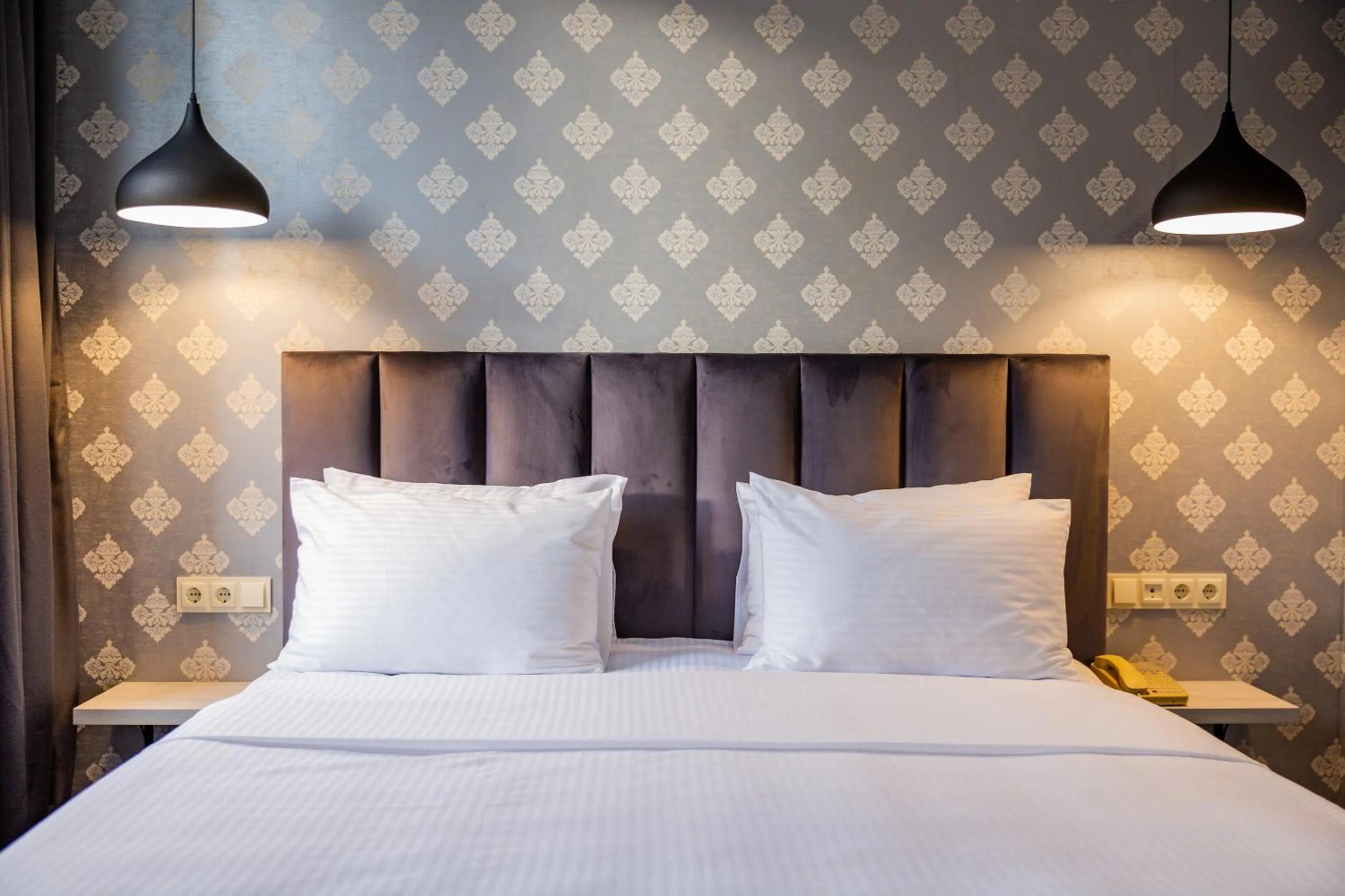 Bed in Hotel Day Inn