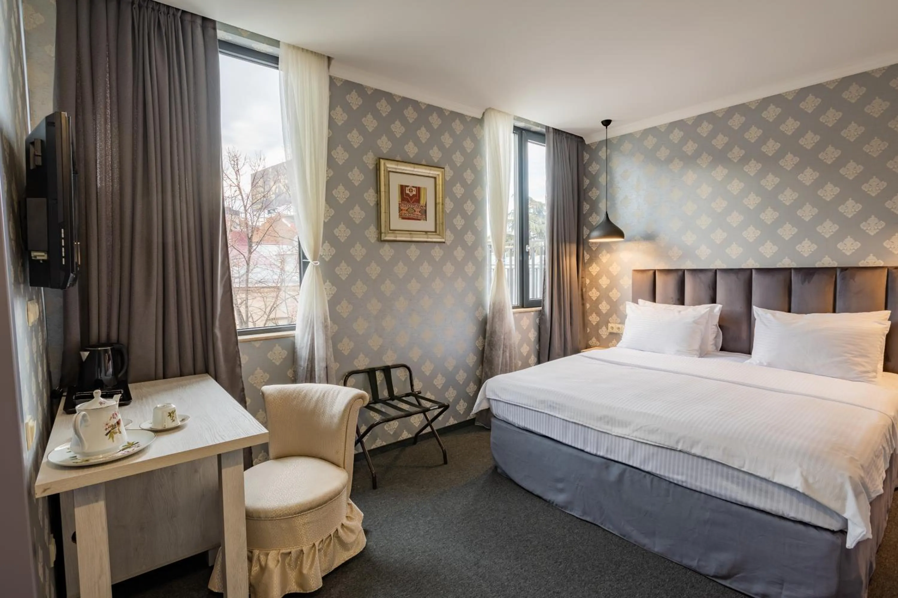 Bed in Hotel Day Inn