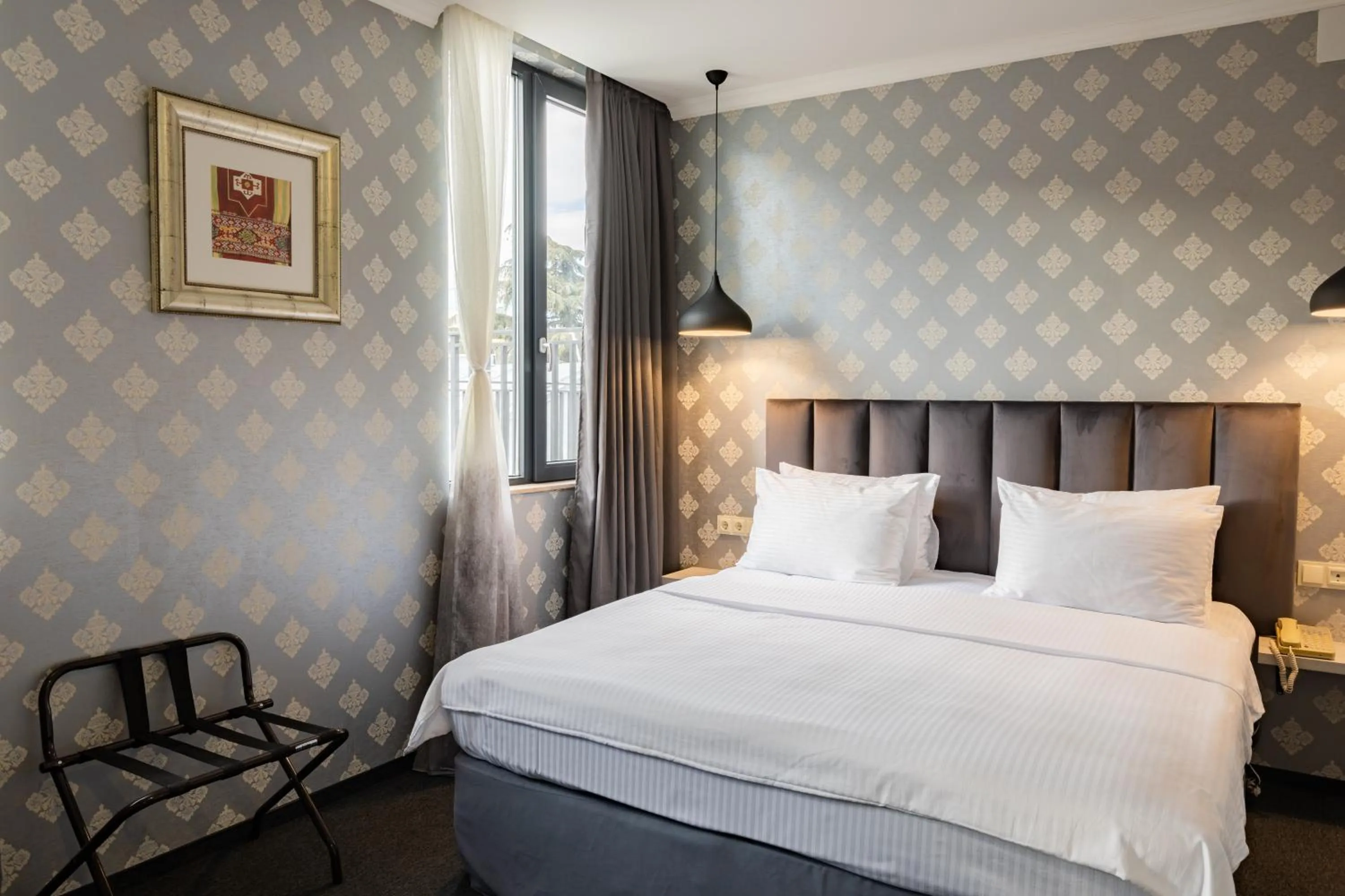 Bed in Hotel Day Inn