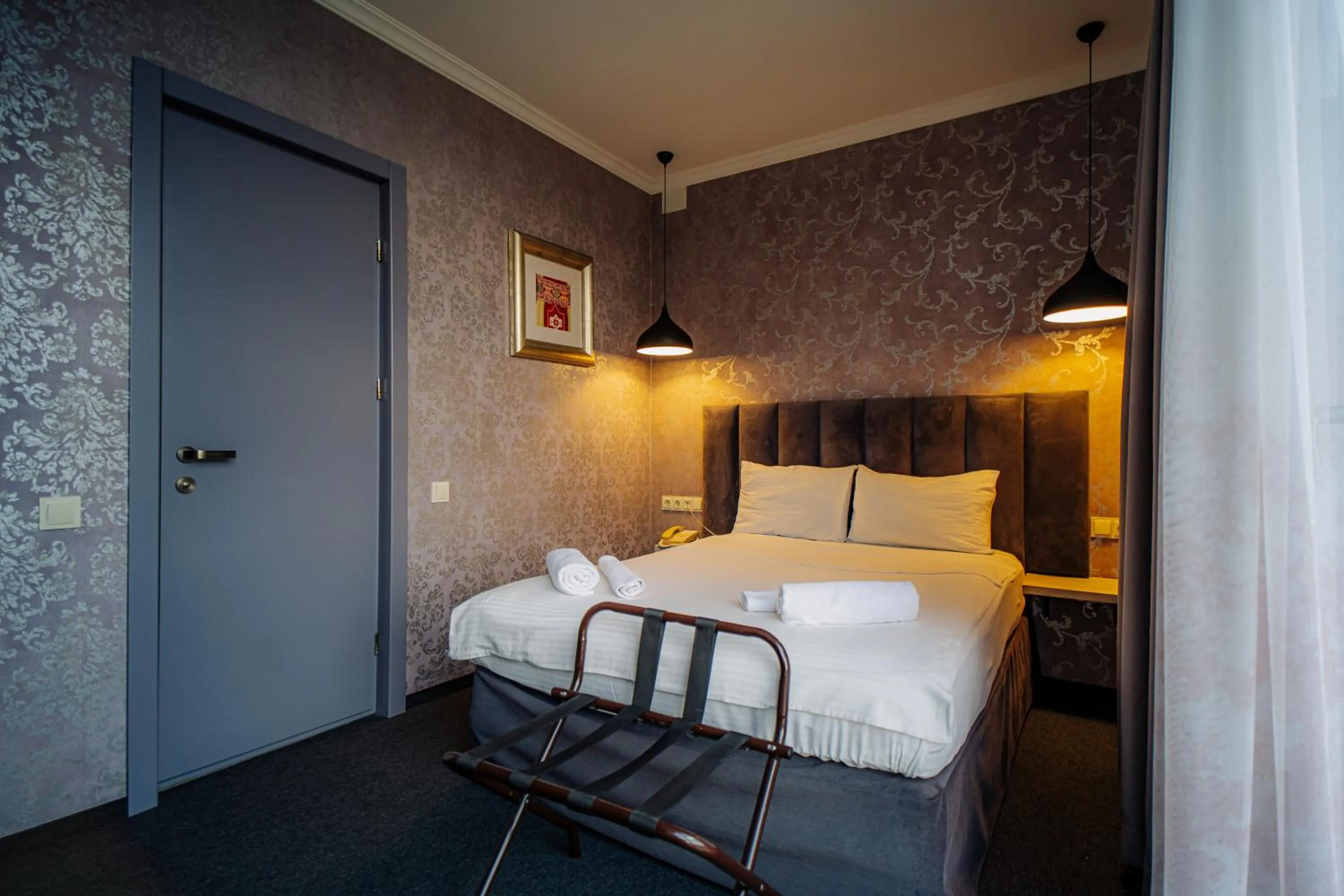 Bedroom, Bed in Hotel Day Inn