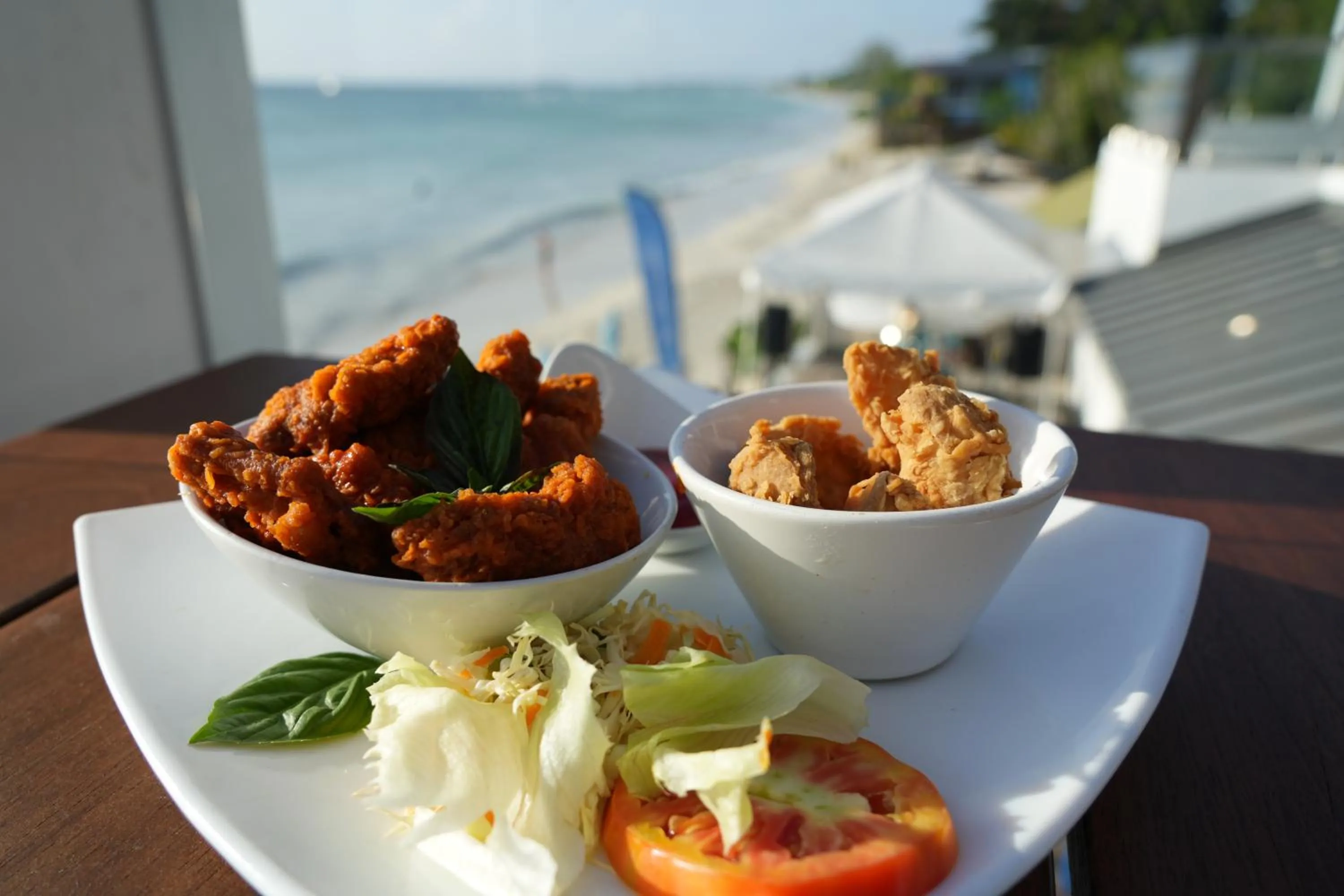 Lounge or bar in Blue Skies Beach Resort