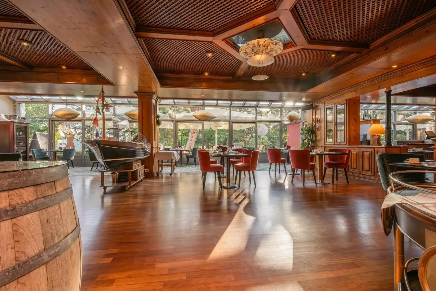 Breakfast in Strandhotel Heringsdorf mit Soleaußenpool 30 Grad