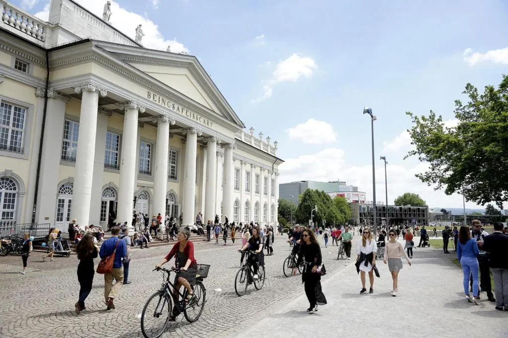 Neighbourhood in SOVA Hotel