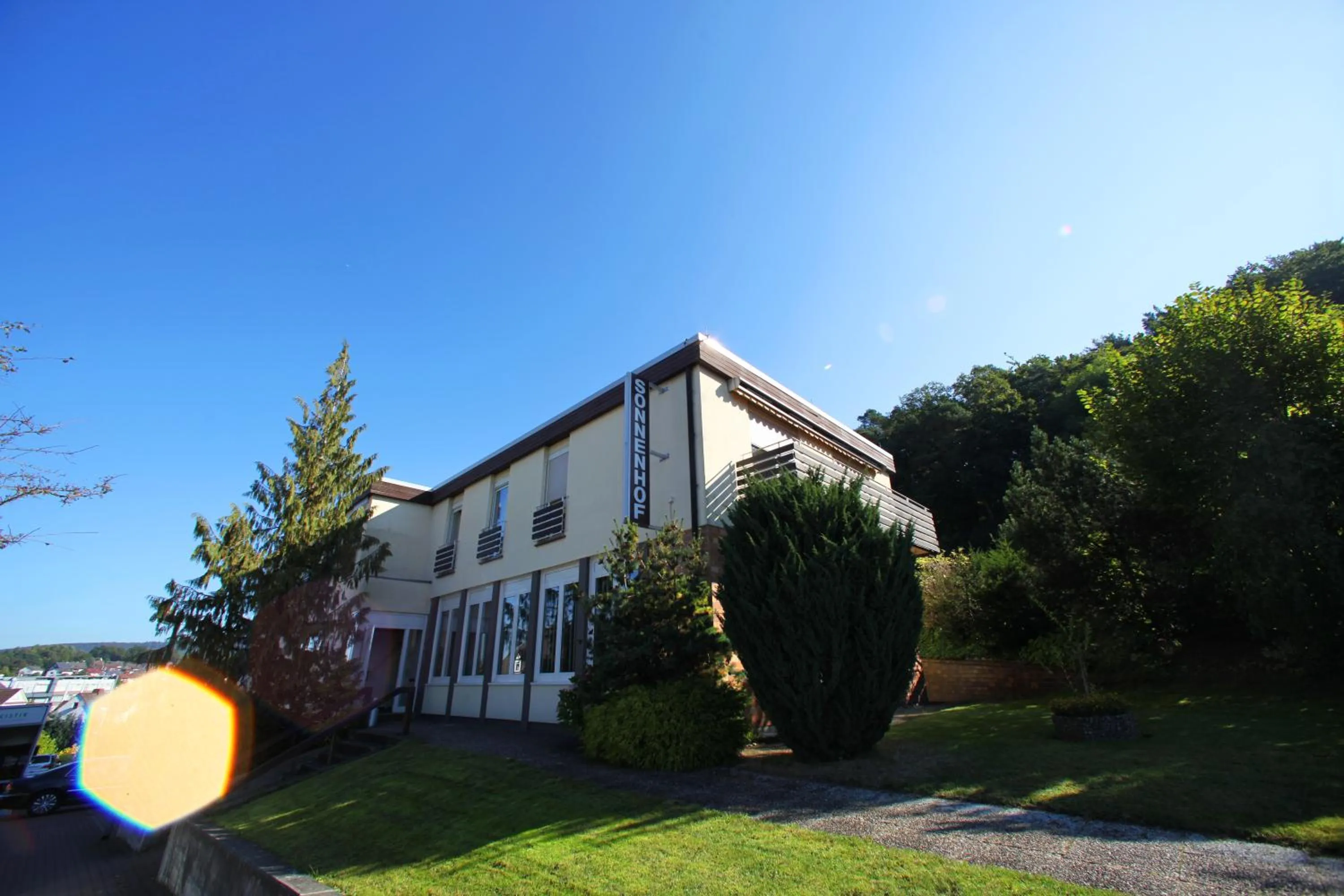 Facade/entrance in Sonnenhof