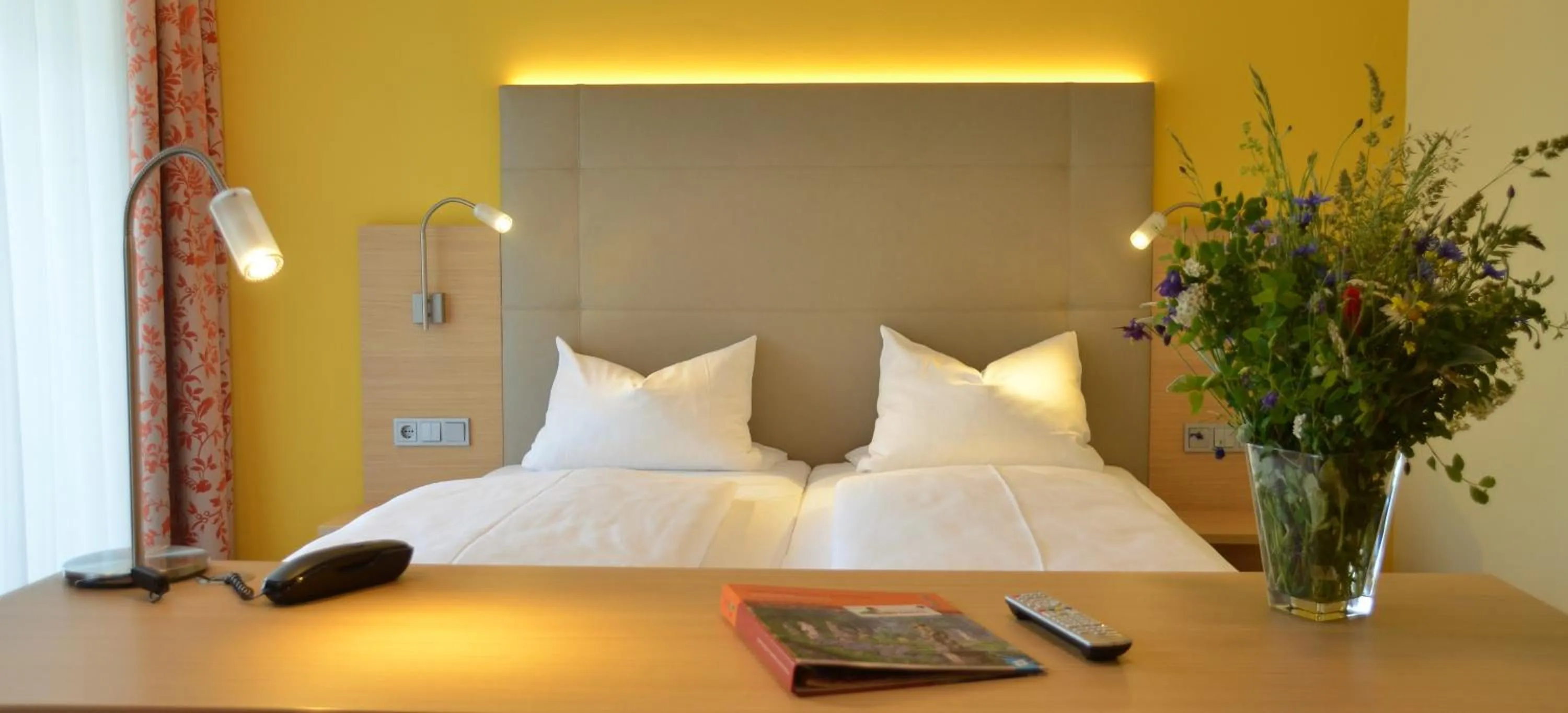 Bed in Hotel Bergwirt