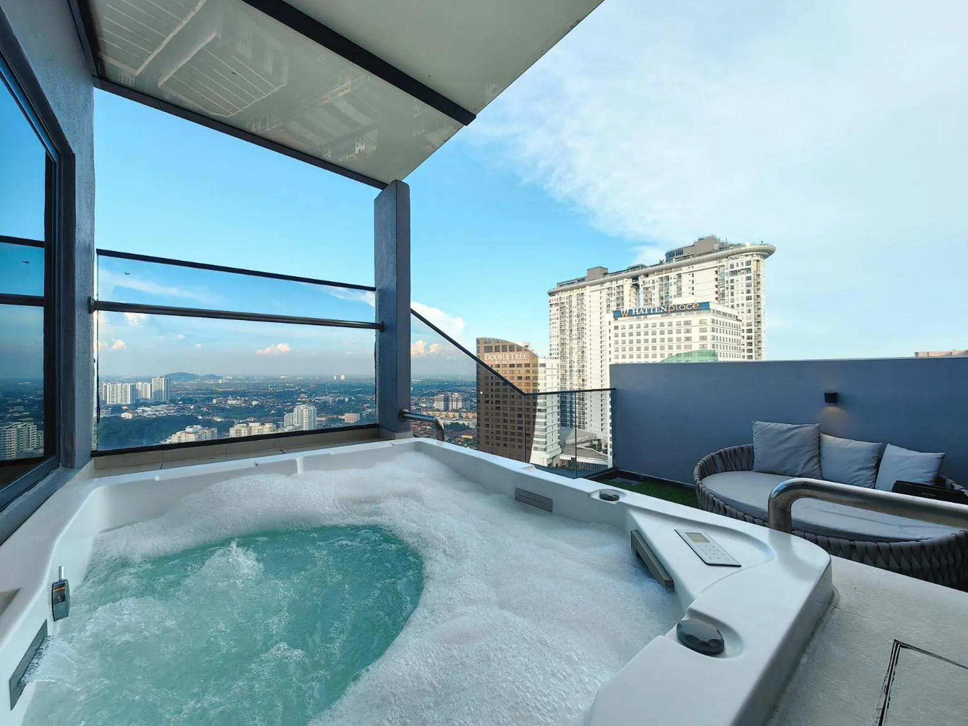 Balcony/Terrace in Attic Home Melaka Imperio Residence & Jonker