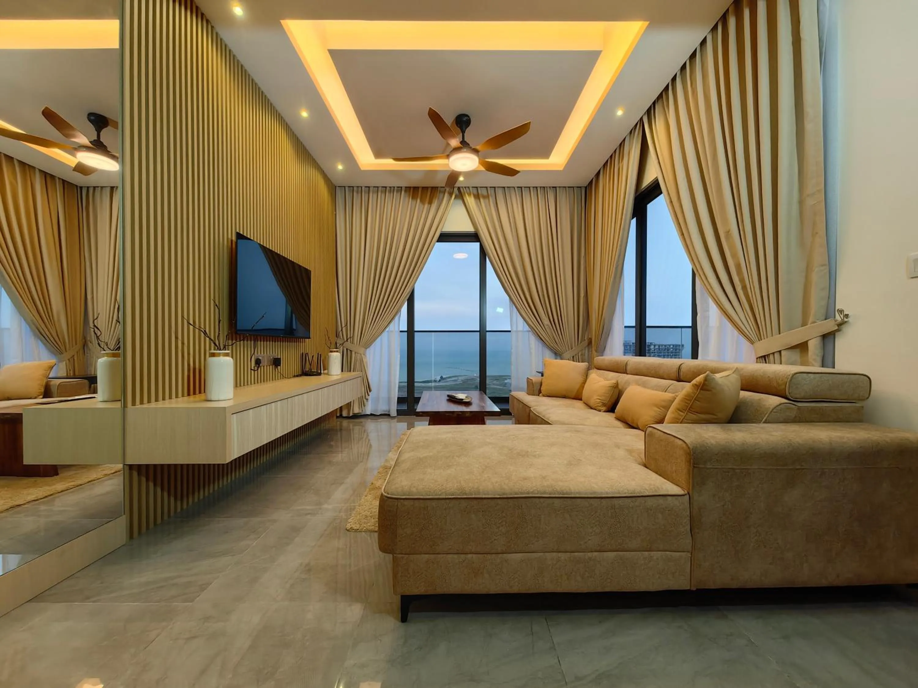 TV and multimedia in Attic Home Melaka Imperio Residence & Jonker