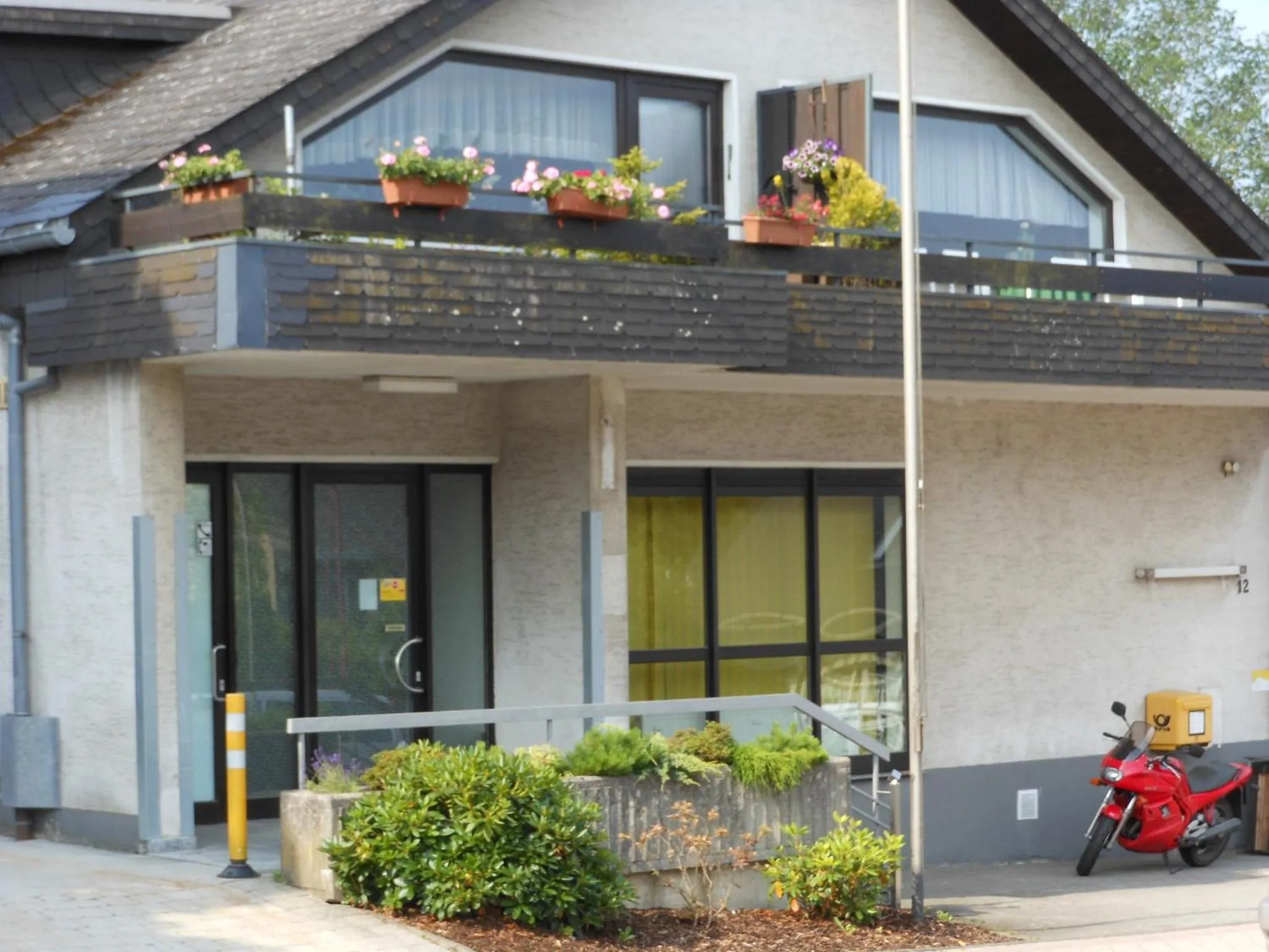 Property building in Westfalenhof Garni