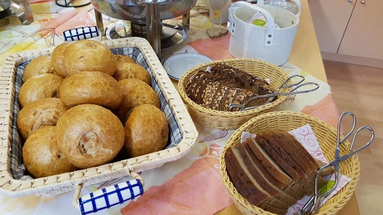 Breakfast in Sevda's Hotel Garni Weinforth