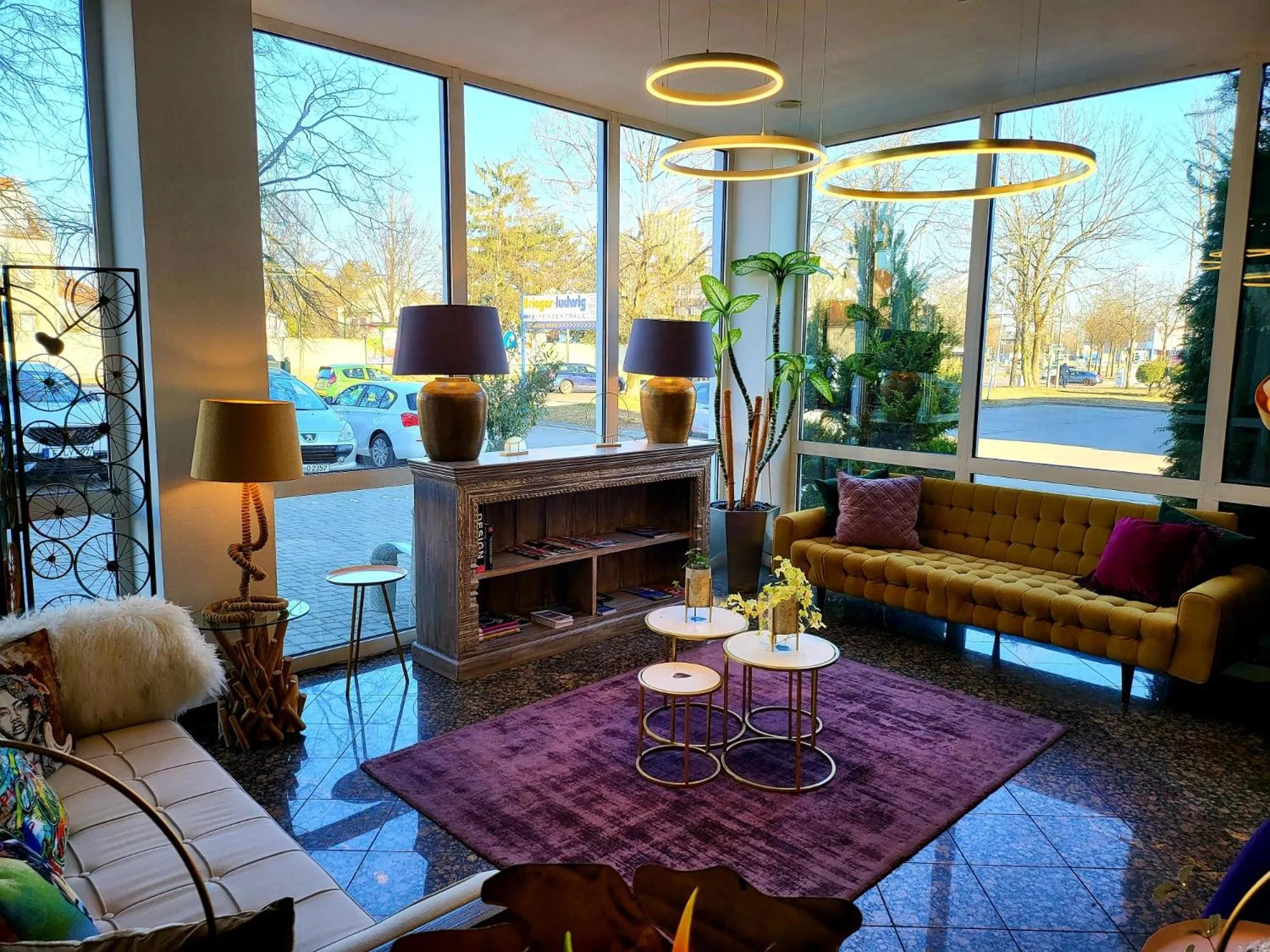 Lobby or reception in QU Hotel Augsburg