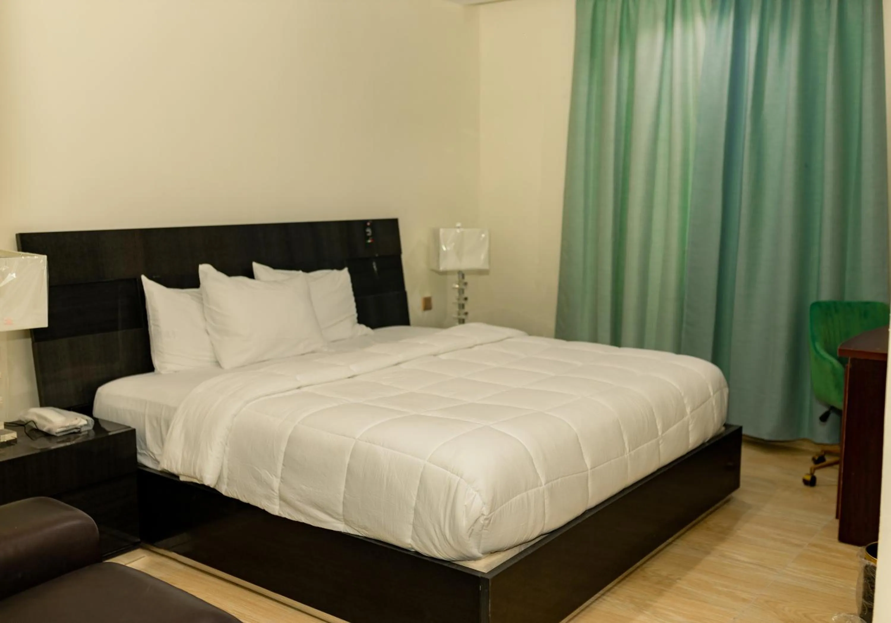 Bed in Medallion Hotels