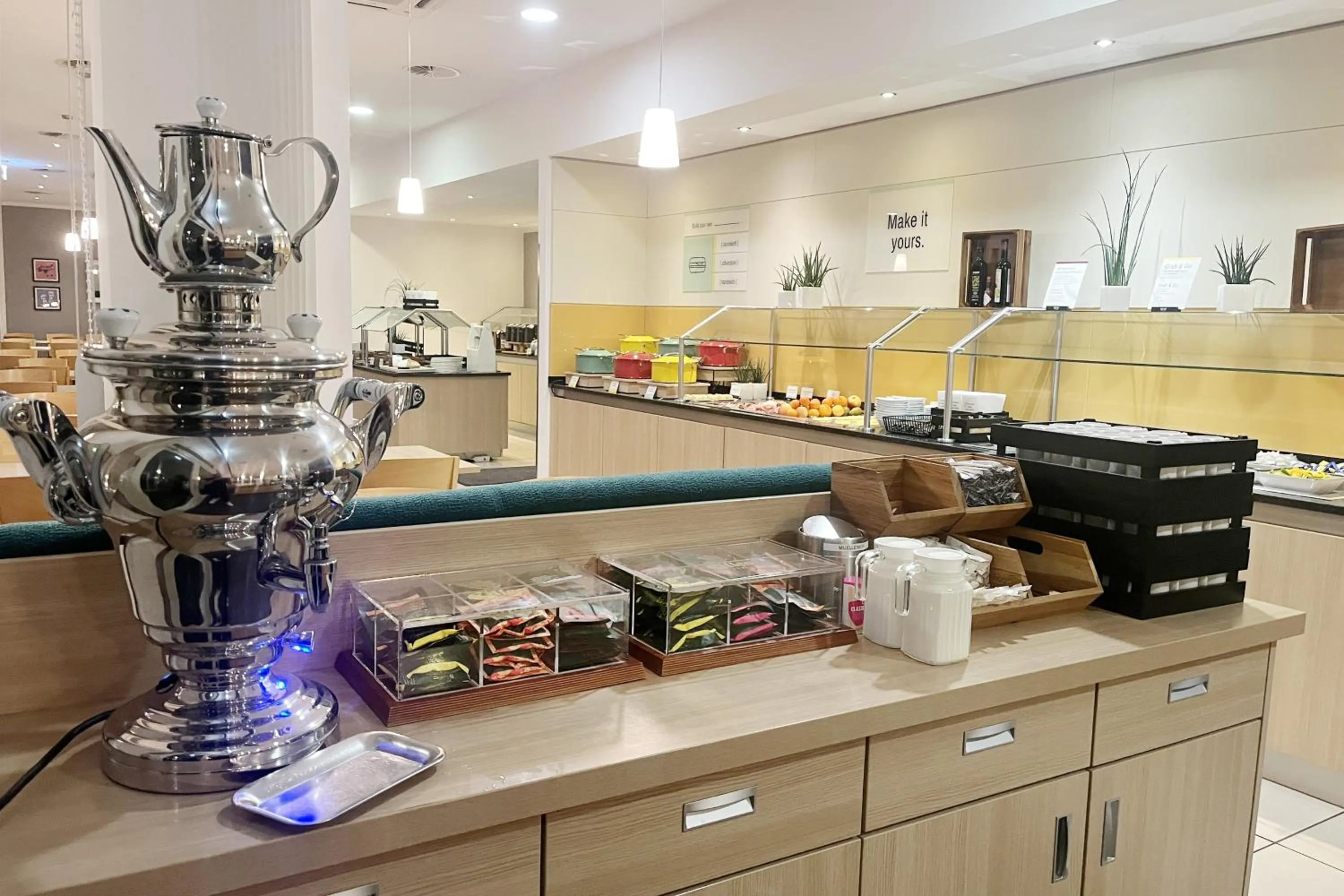 Breakfast in Garner Hotel Mainz by IHG