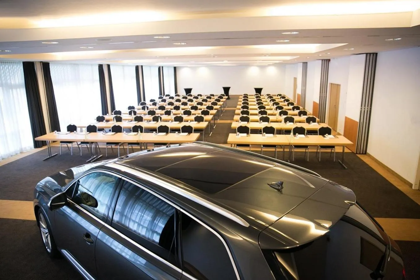 Meeting/conference room in Garner Hotel Mainz by IHG