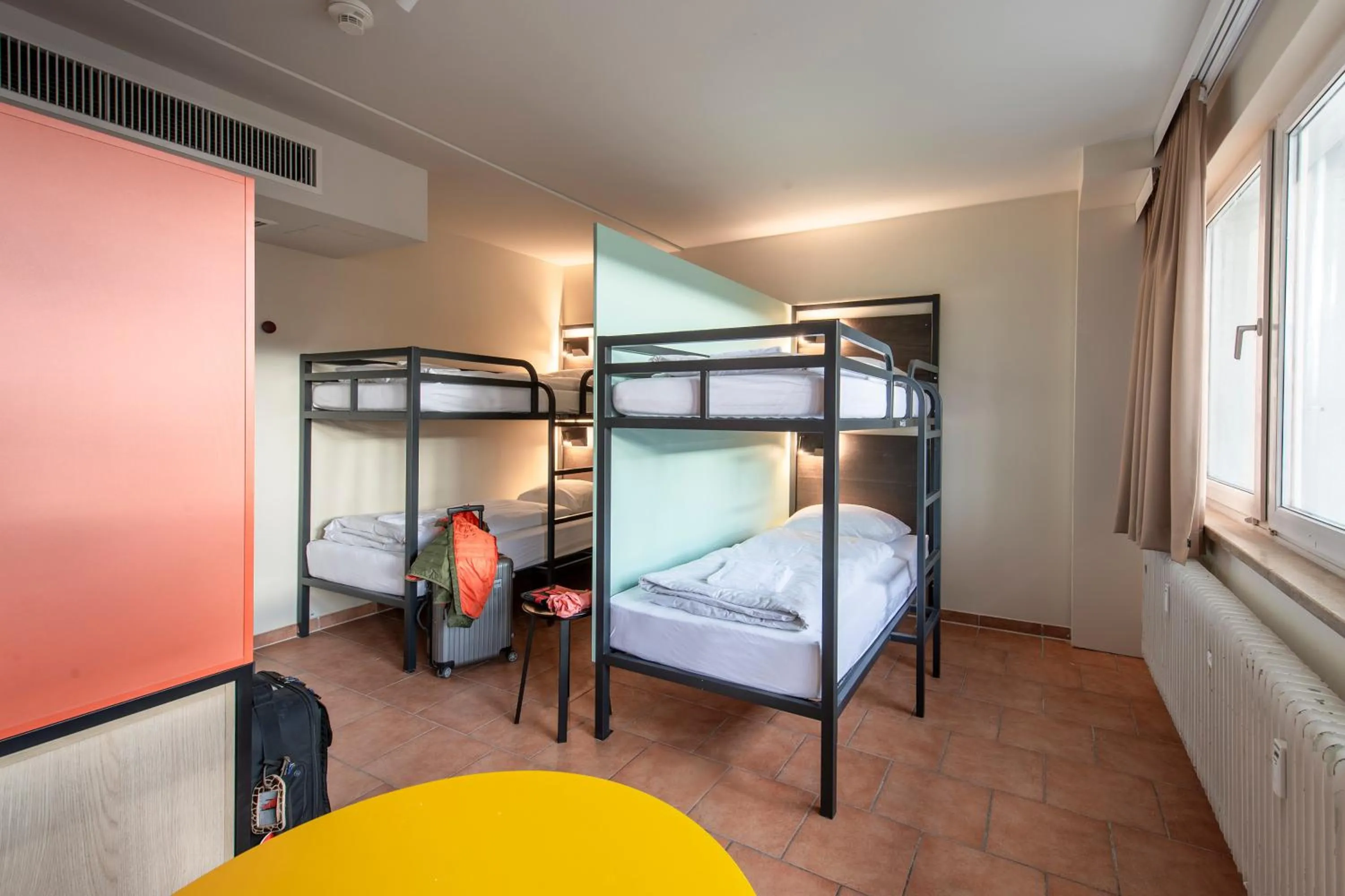 Bedroom, Bed in MEININGER Hotel München Zentrum