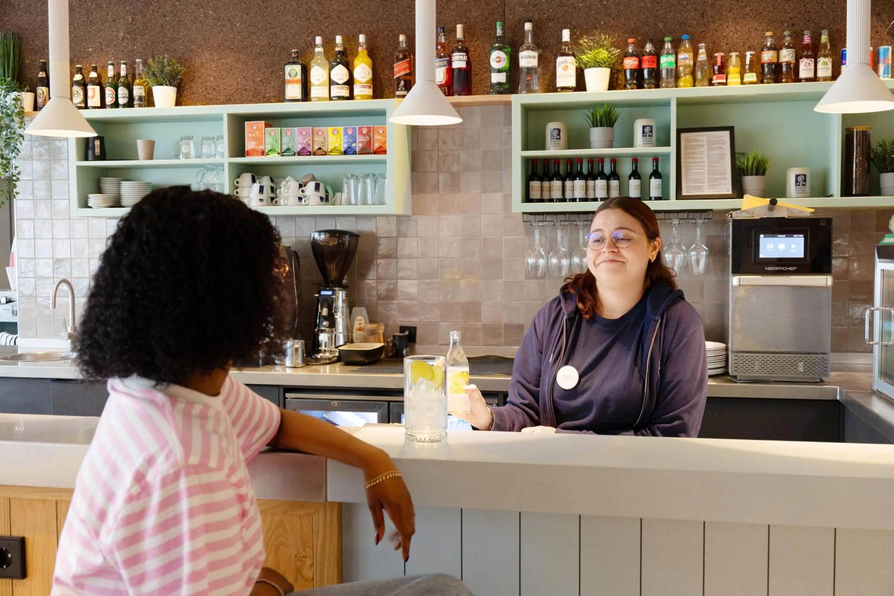 Lounge or bar in MEININGER Hotel München Zentrum