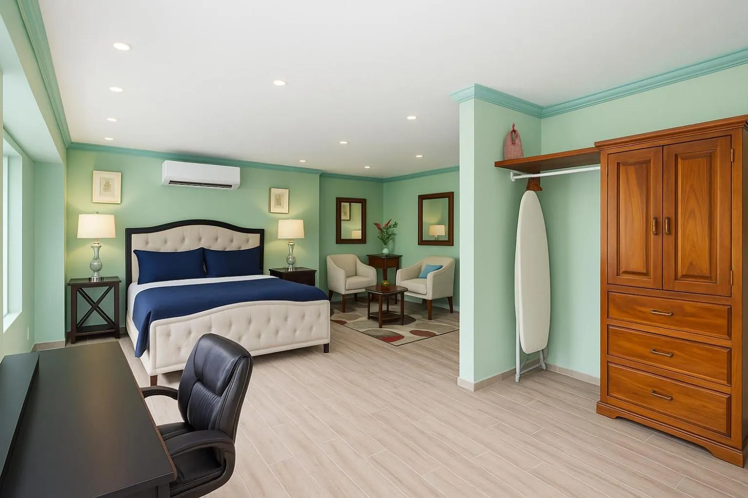 Bed in South Shore Villa Armonia Luxury Boutique