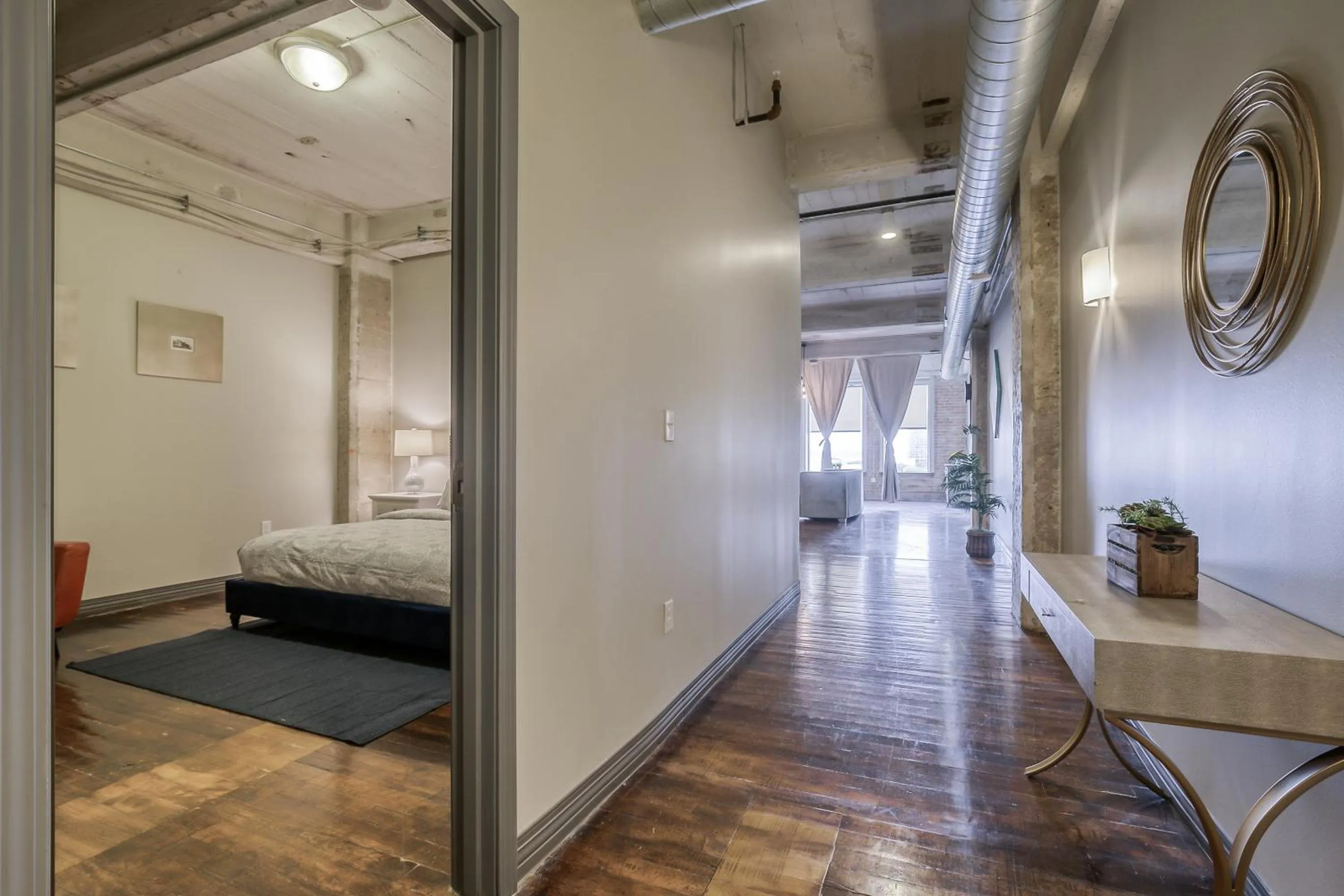 Bed in Luxury Downtown Dallas Stay by Amyfinehouse