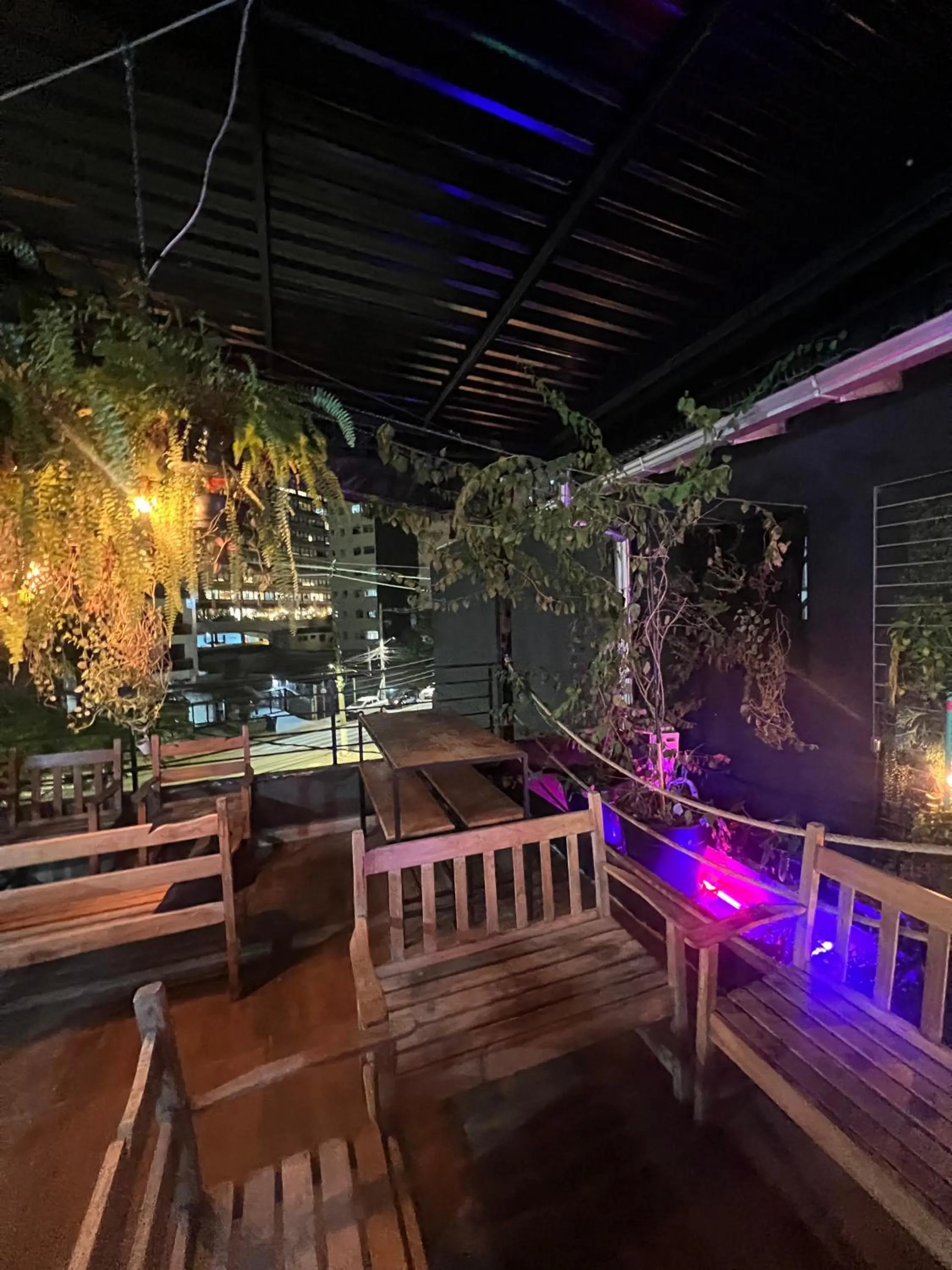 Patio in Esquina 8 Suítes Confort & Hostel