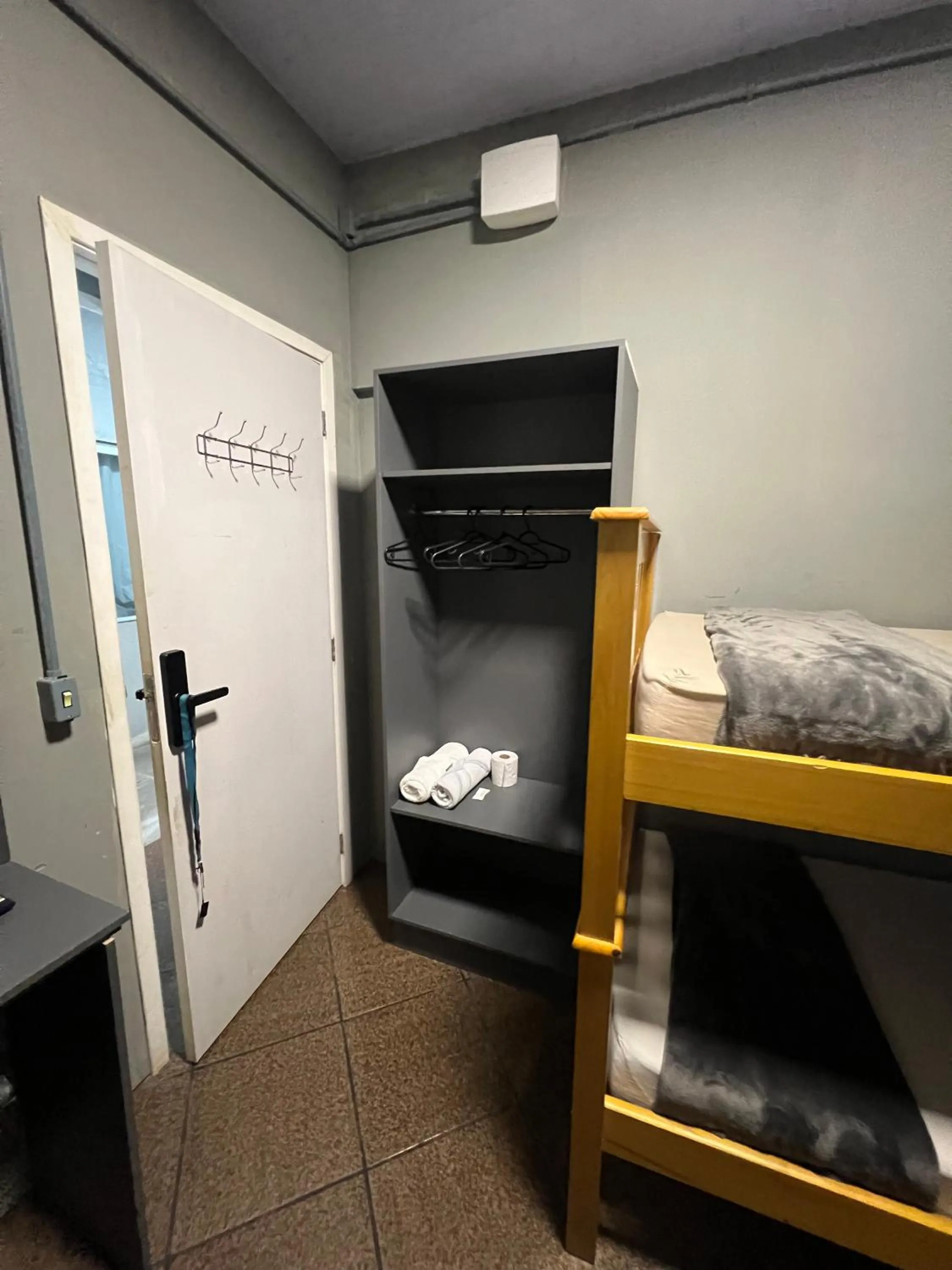 Bedroom, Bed in Esquina 8 Suítes Confort & Hostel