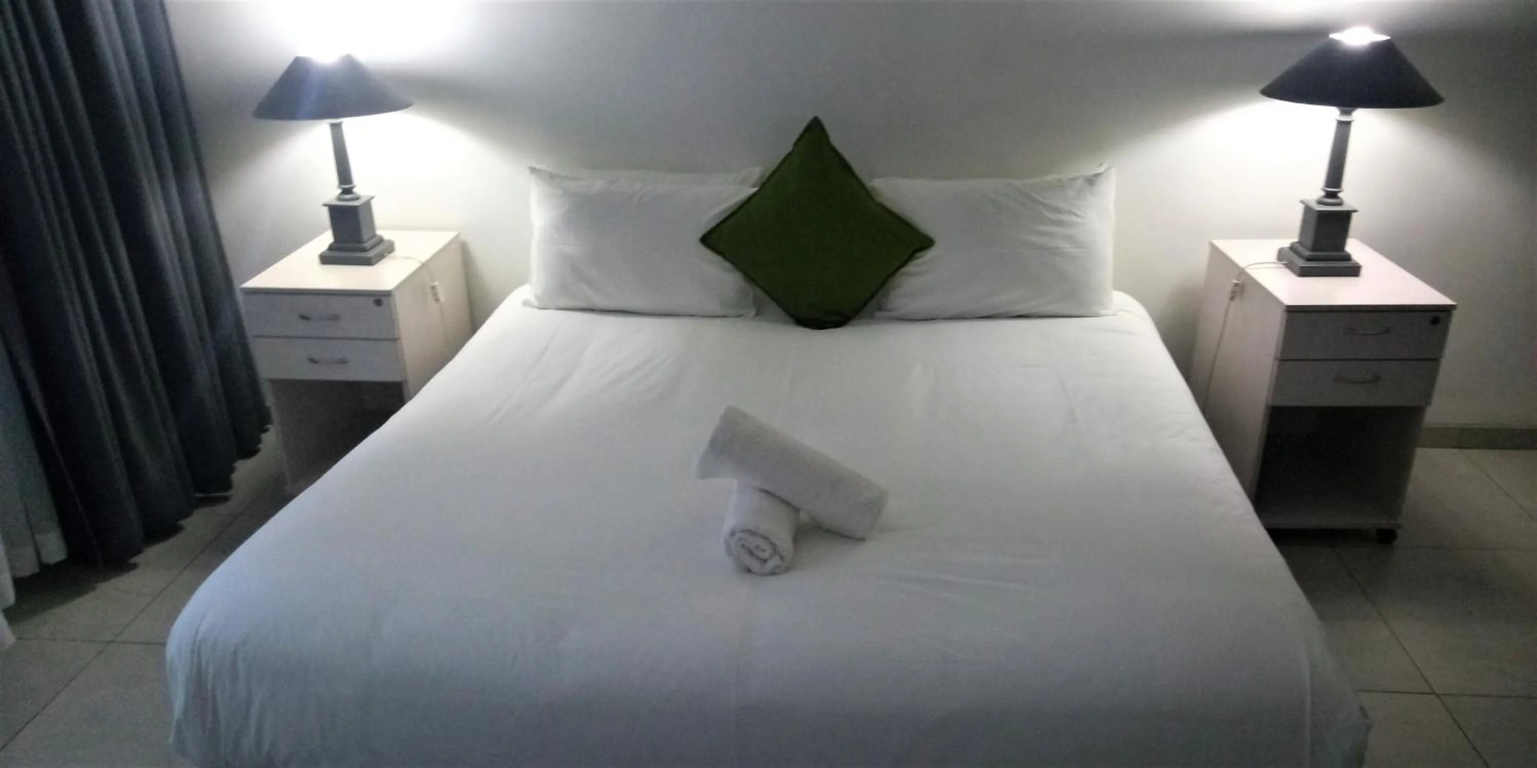 Bed in The Jack Rose Hotel, Rosebank, Gautrain