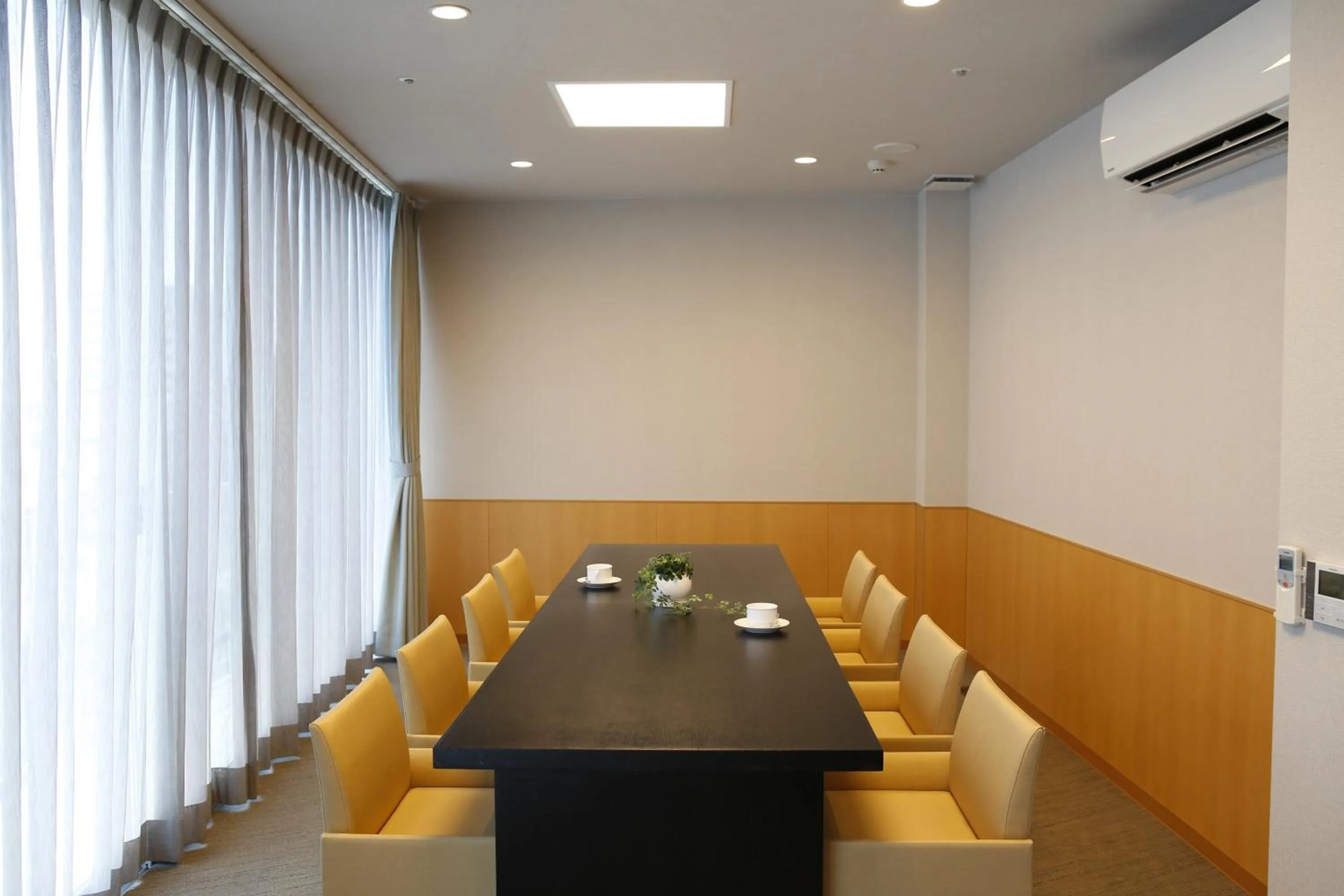 Business facilities in 3 Wellness