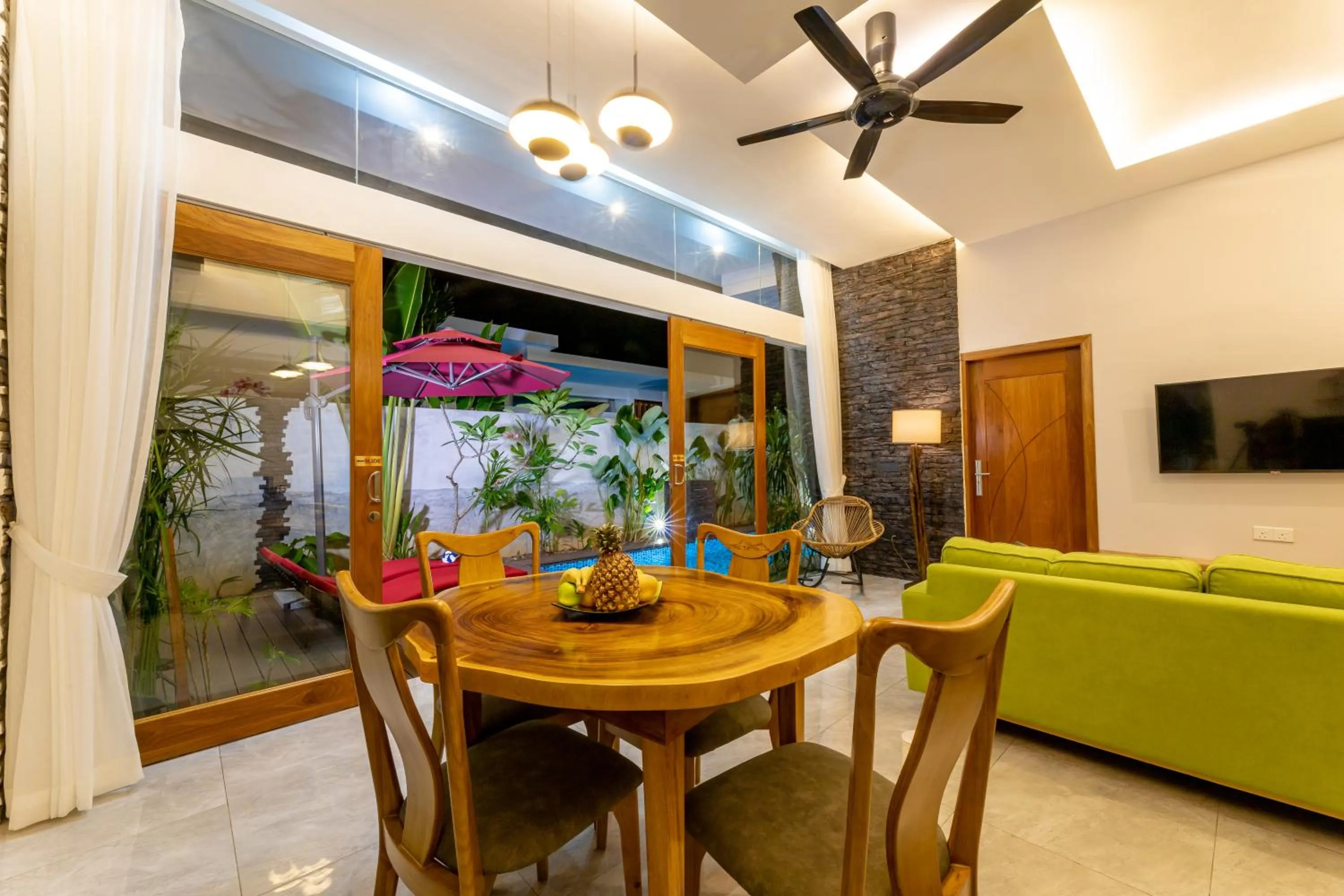 Dining area in Maneh Villa Langkawi - Private Pool
