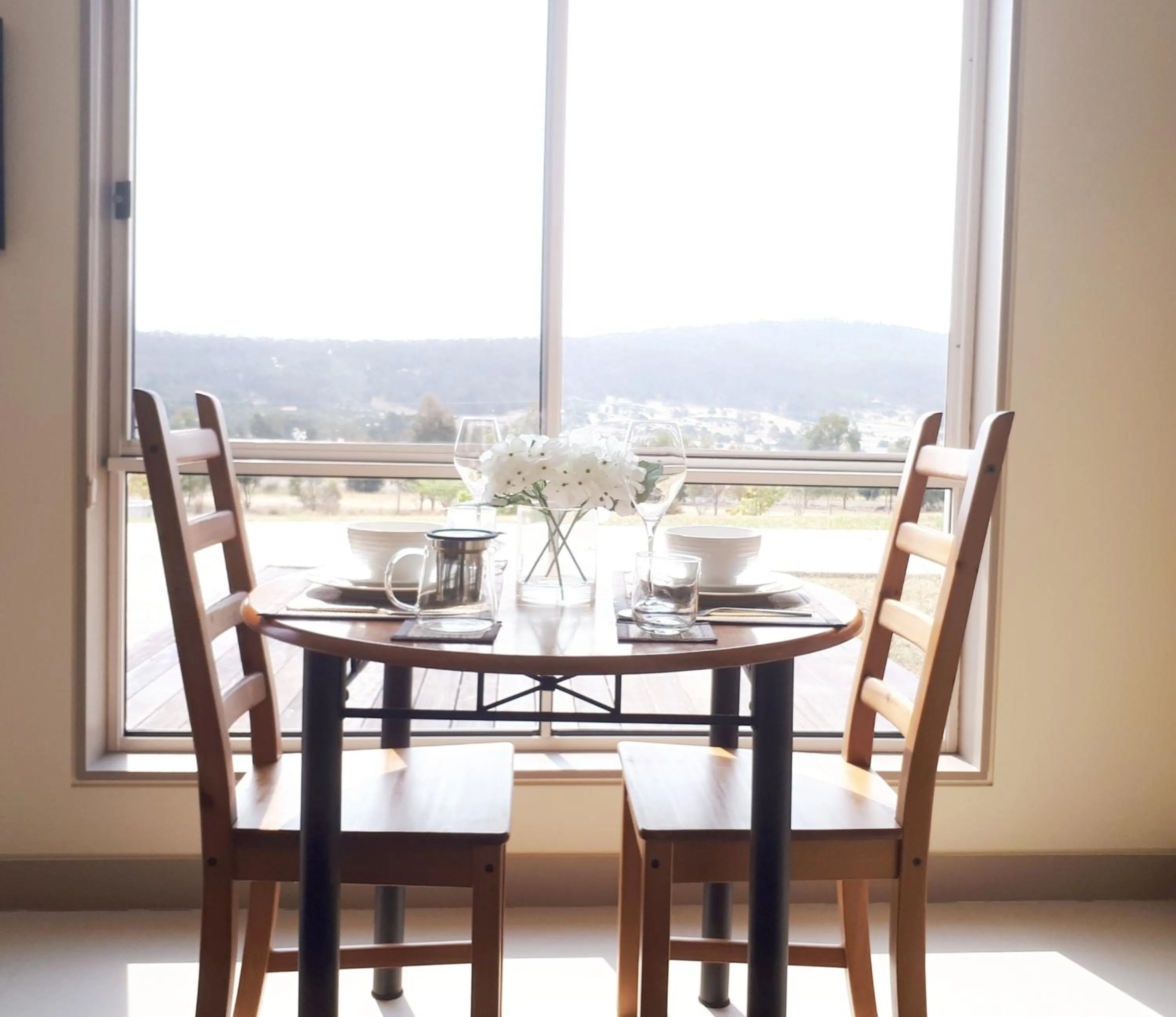 Dining area in Couples Retreat with Mountain View Near Hobart