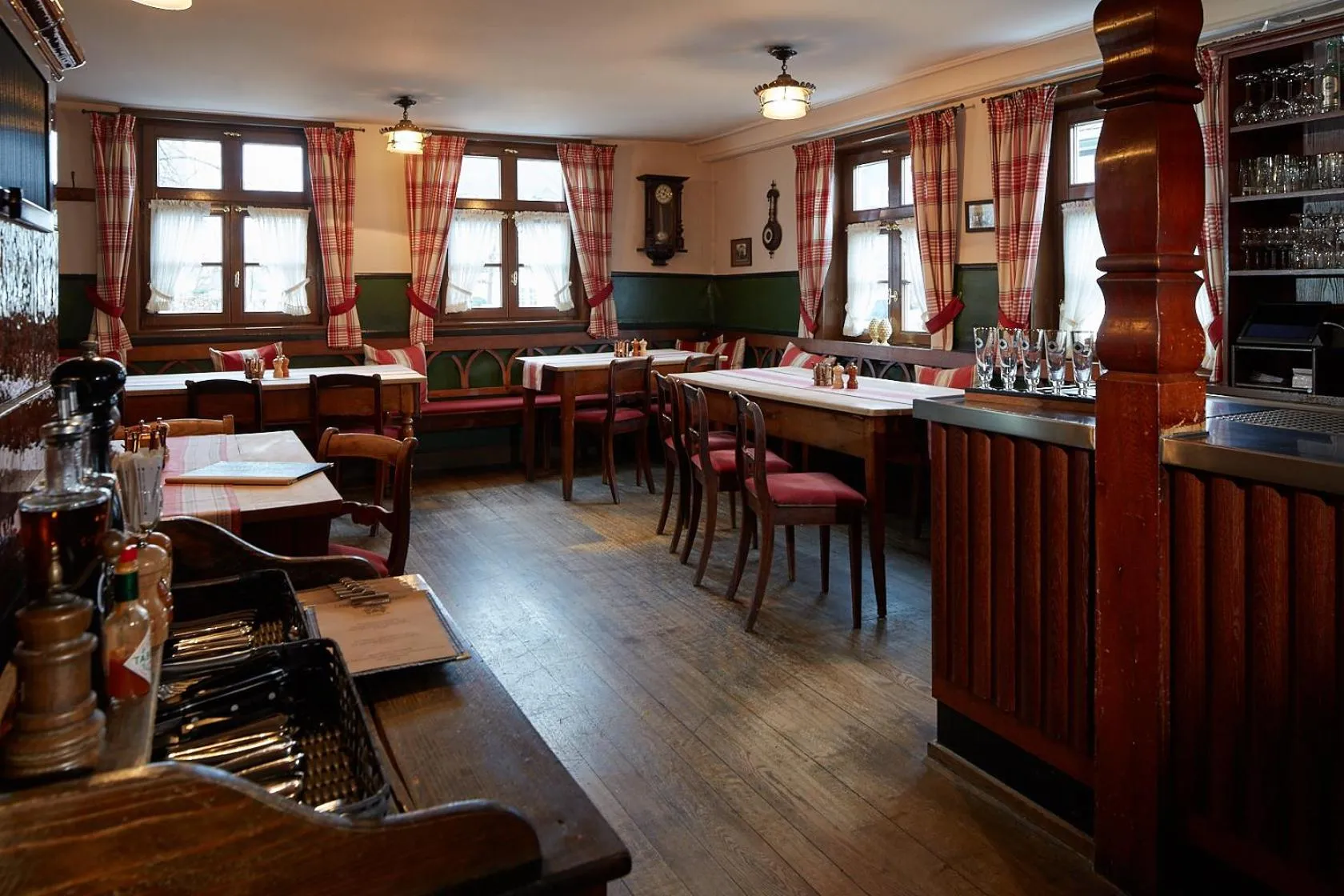 Food and drinks in Landhotel & Gasthof Cramer